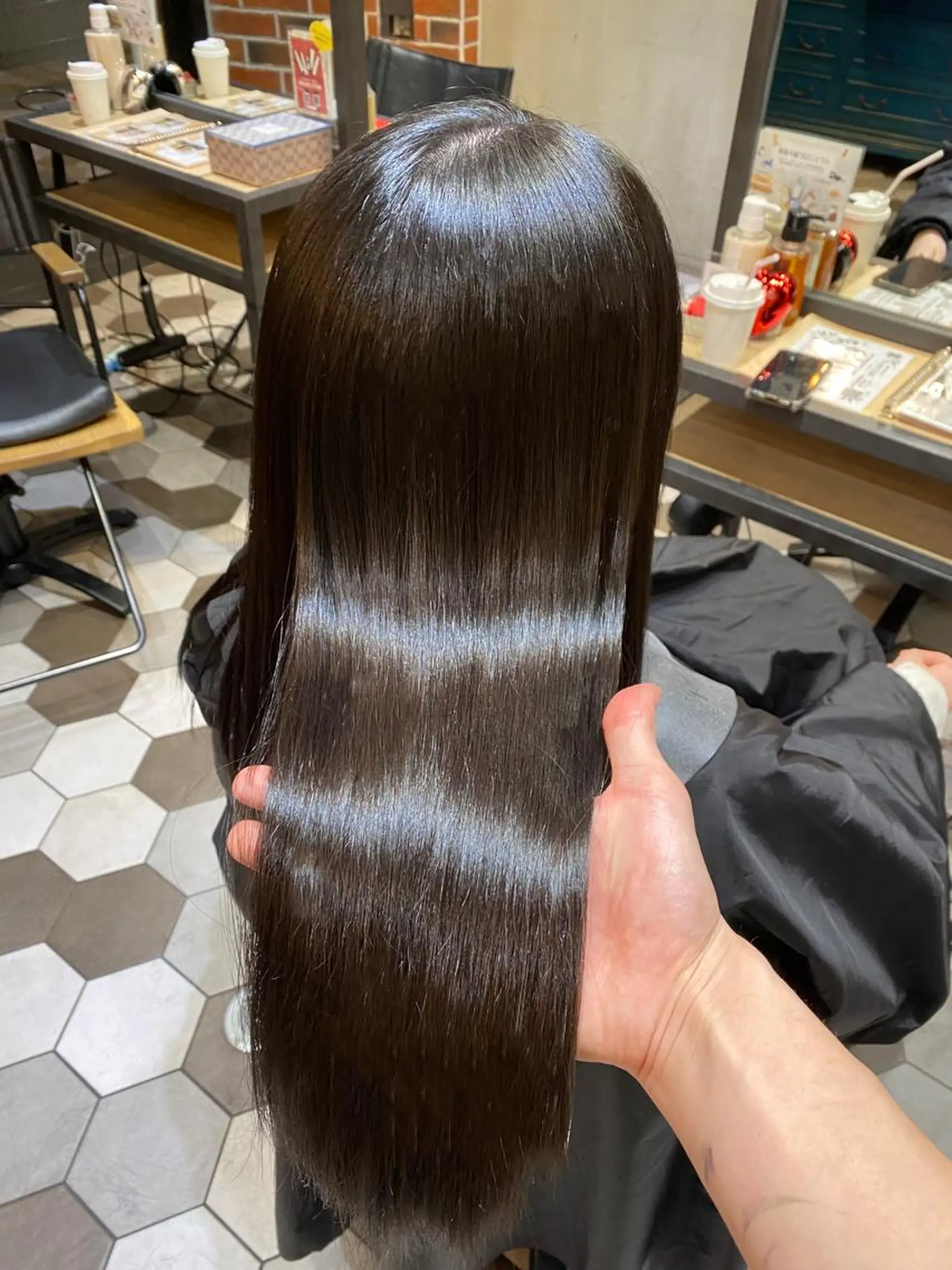 ロング 髪質改善縮毛矯正🫧 村上蒼生のヘアスタイル