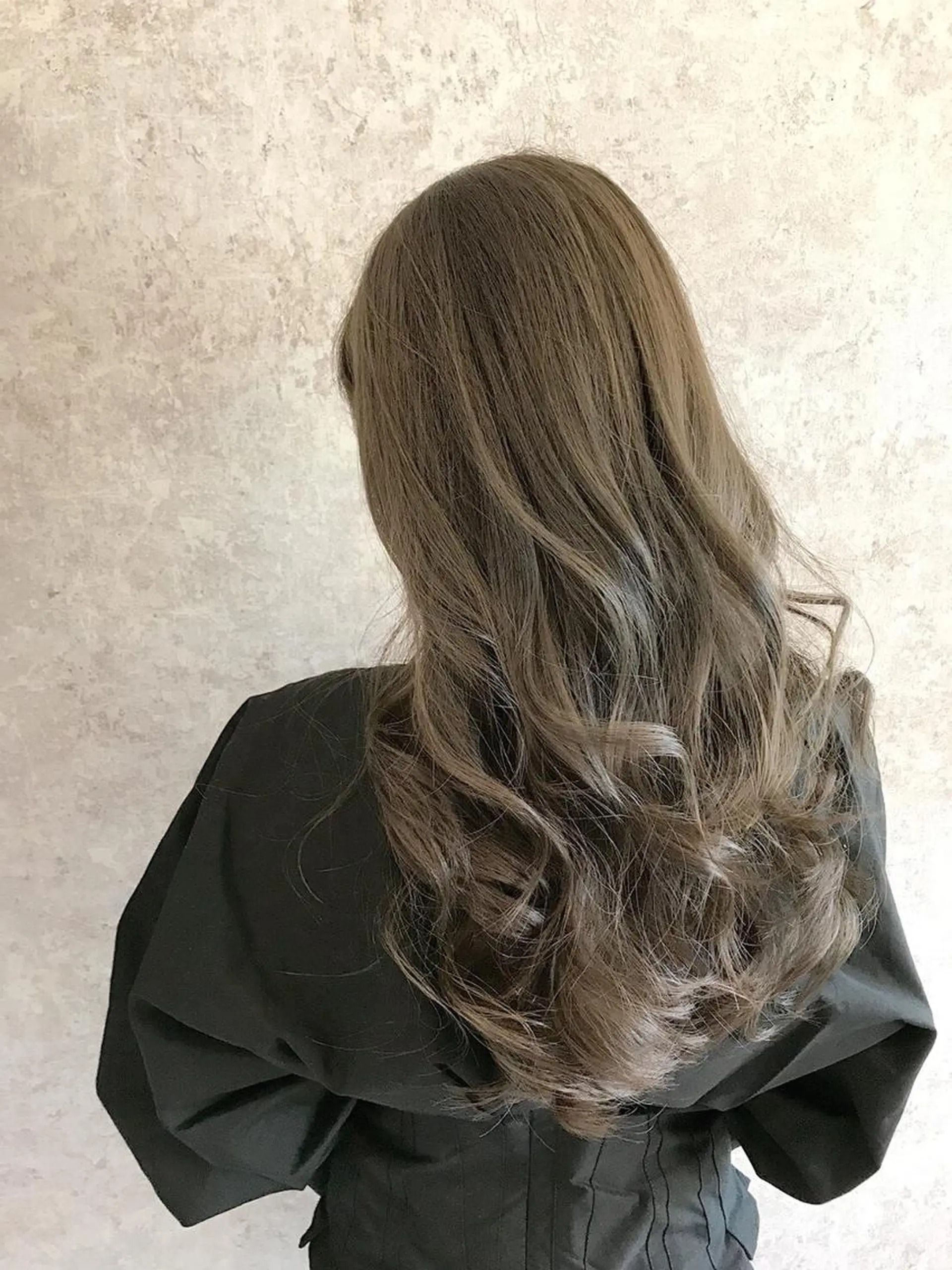 ミディアム カラー パーマ nubes所属・🌟高田 聖菜🌟のヘアスタイル