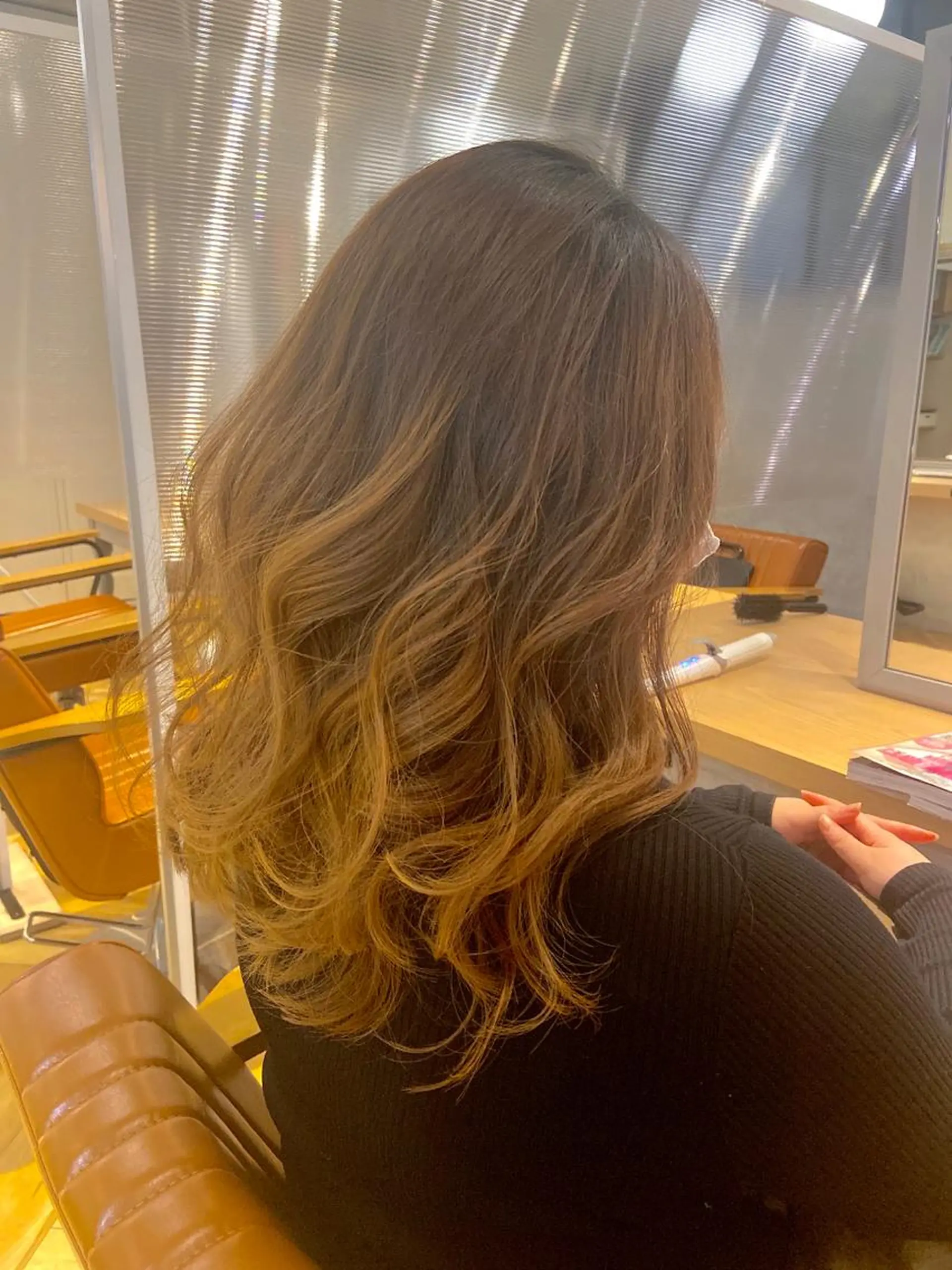 セミロング カラー バレイヤージュ 外国人風カラー レイヤーカット ヘアカラー ✨髪質改善/透明感✨ 西野　陽のヘアスタイル