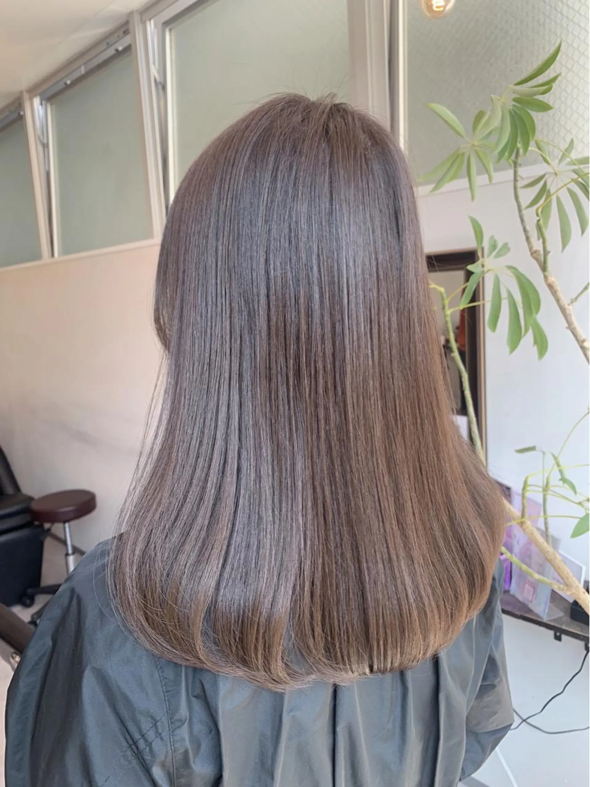 ミディアム 髪質改善 縮毛矯正 トリートメント ヘアカラー トリートメント SALOWIN 銀座一丁目店所属・髪質改善/縮毛矯正 🎀小林 唯 🎀のヘアスタイル