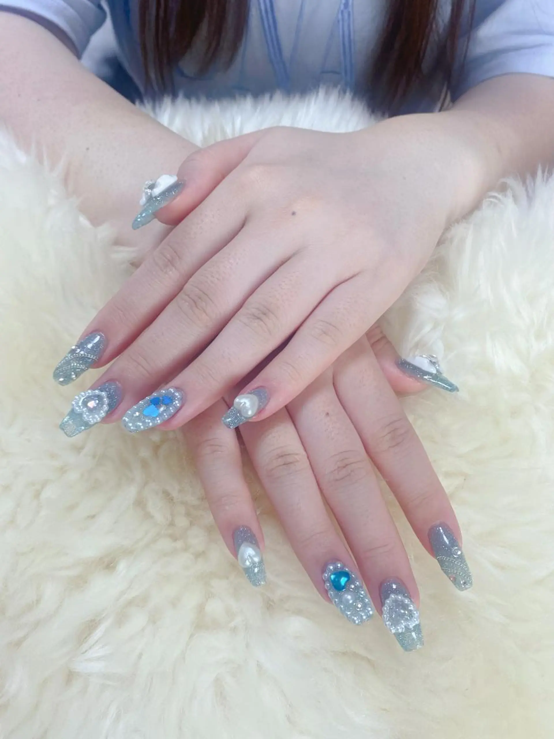 ロング ハンドネイル ハンドケア 💜MIYA nail川崎店のネイルデザイン