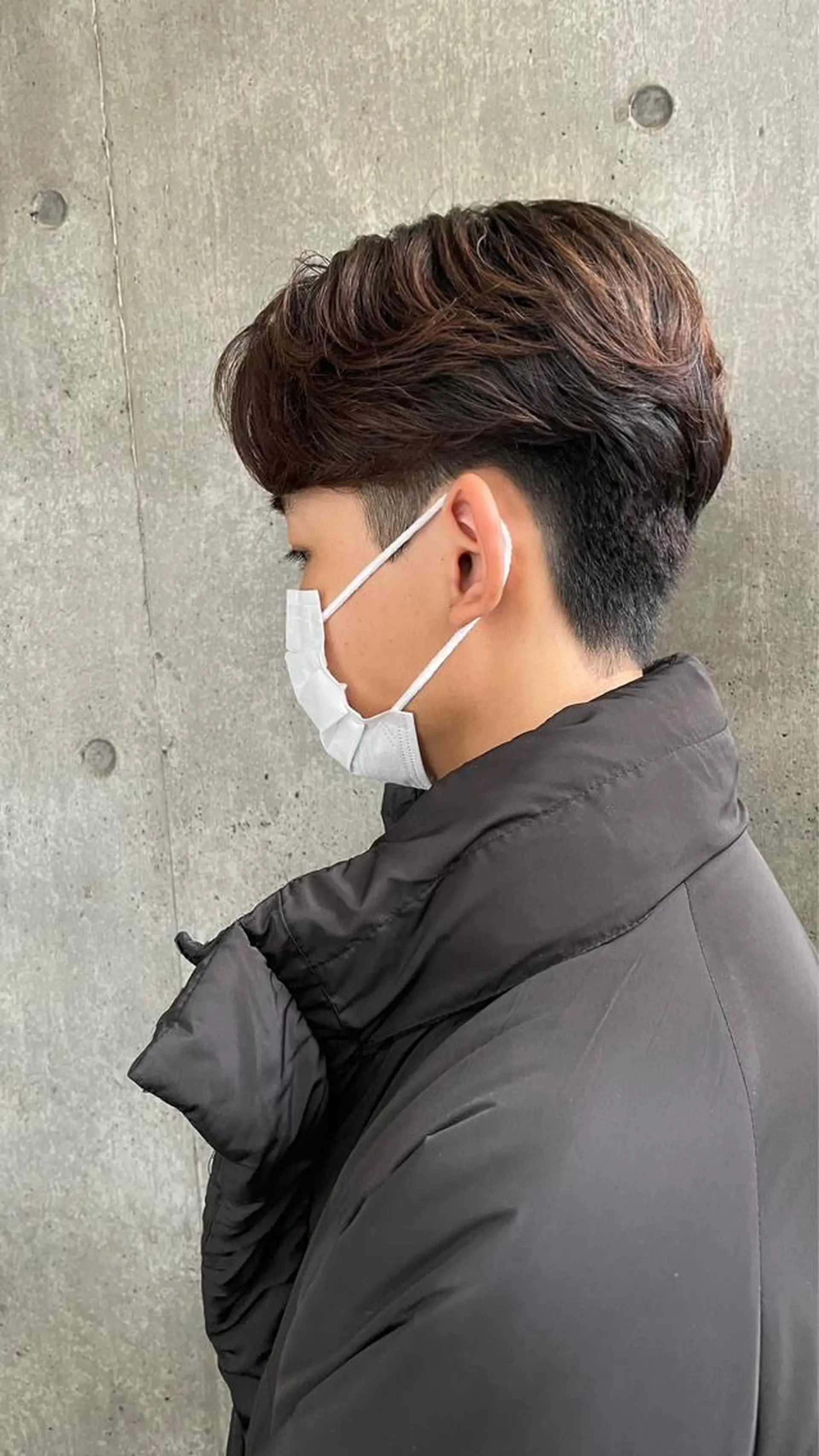 パーマ メンズ センターパート カルマパーマ メンズ韓国風 メンズパーマ メンズショート 松本平太郎美容室大宮店所属・もりたみかこ 美容師お休み中のヘアスタイル