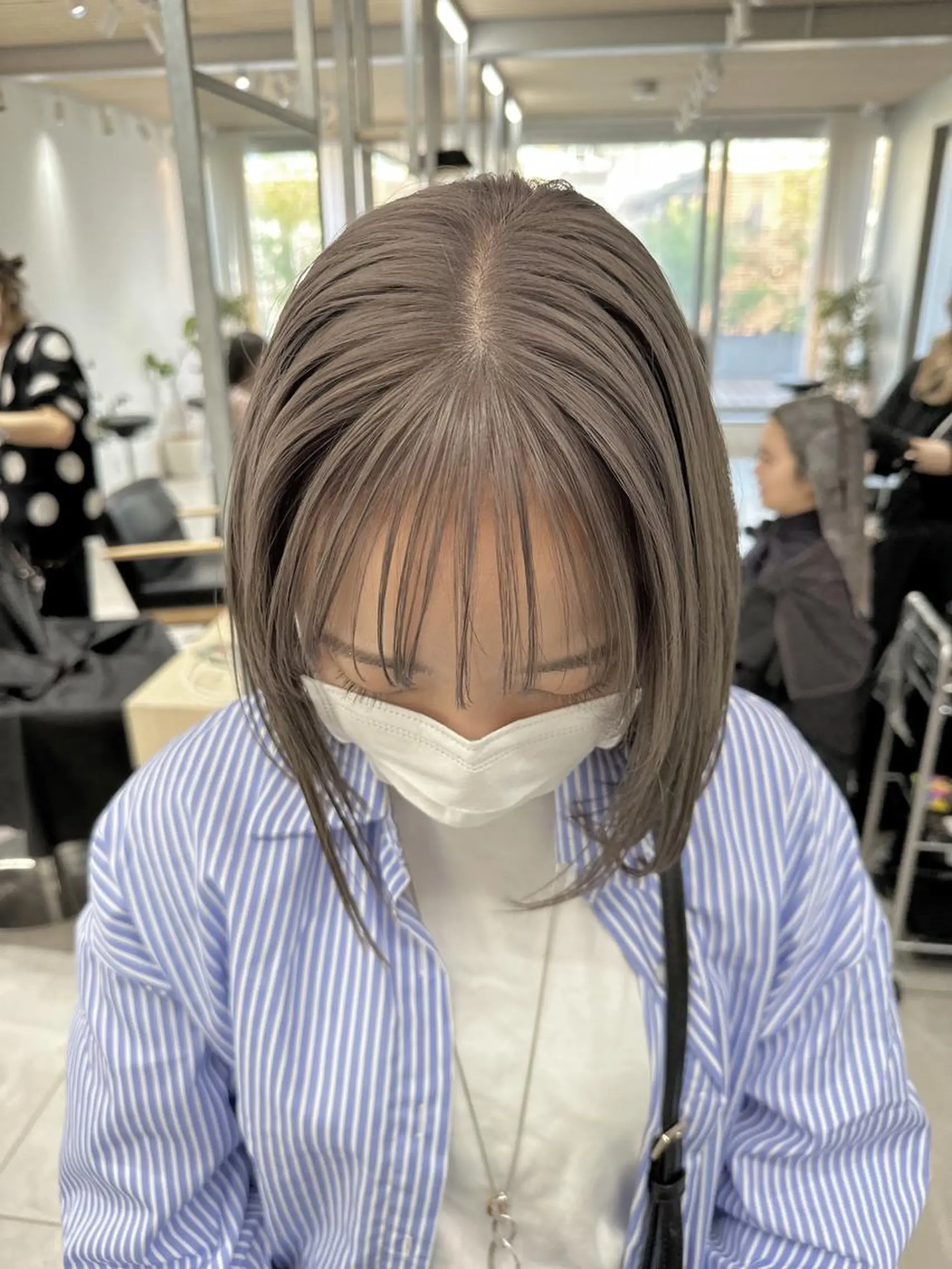 ショート カラー 韓国レイヤー 似合わせカラーのヘアスタイル