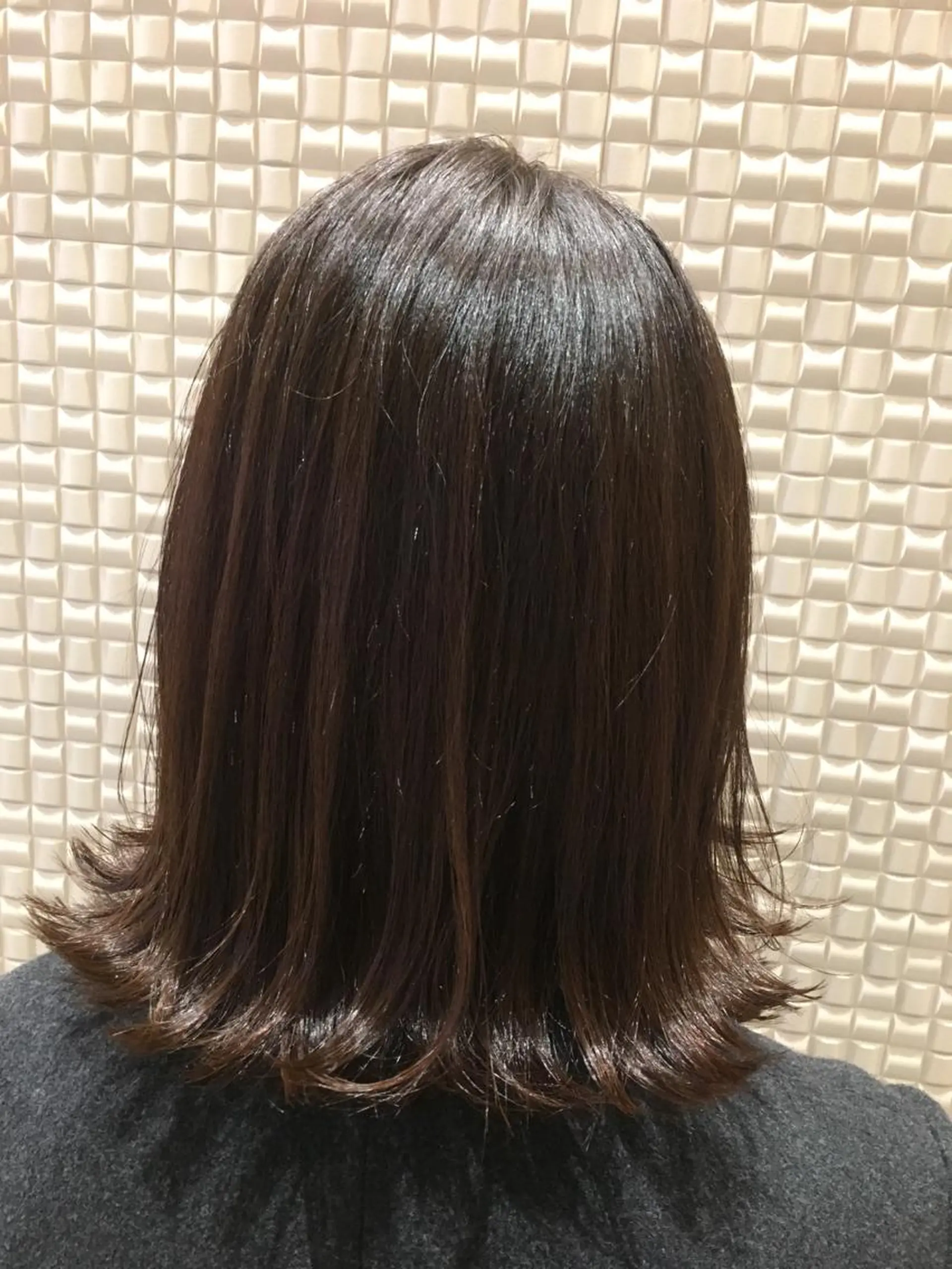 ミディアム セミロング 外ハネヘア scene.池袋所属・scene. haraのヘアスタイル