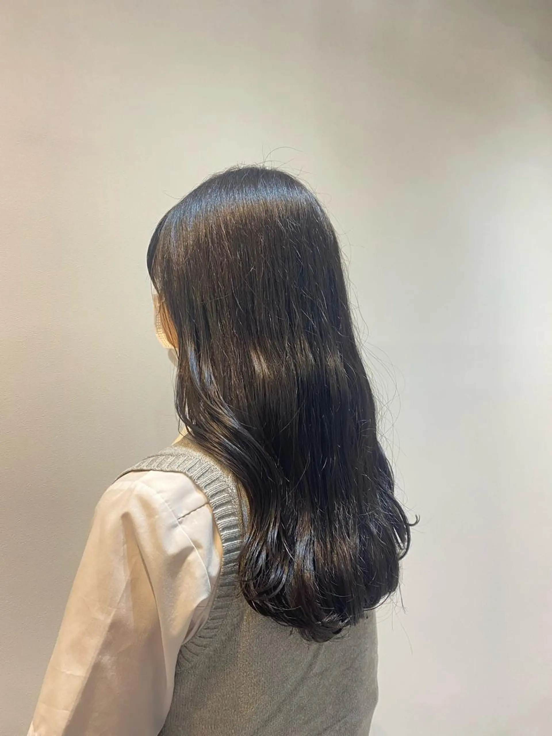 ロング カラー アッシュ 韓国風ヘア カット ヘアカラー トリートメント ♡オシャ髪♡AI ✂️newi町田のヘアスタイル