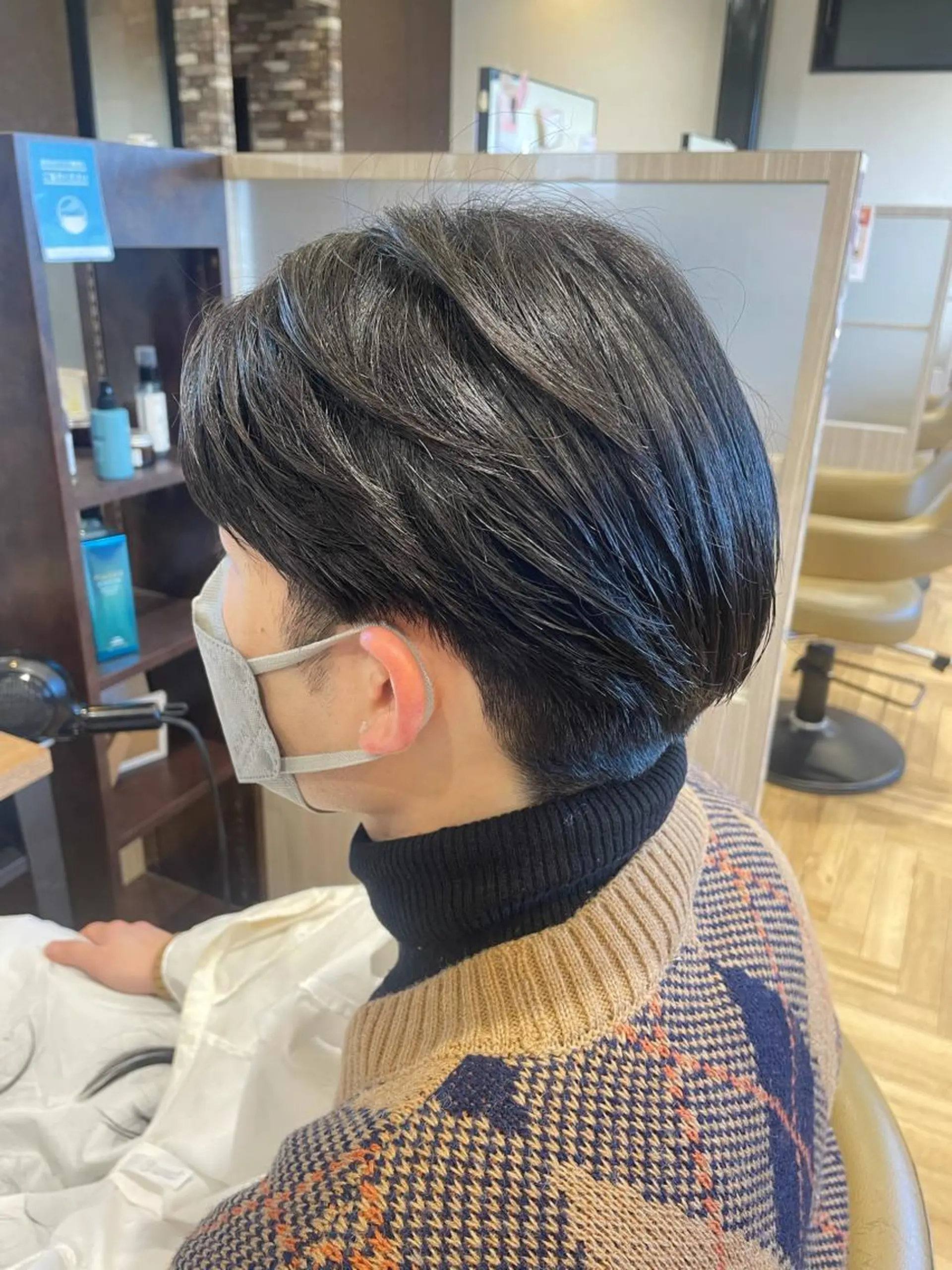 カラー カット 中村 誠也のヘアスタイル