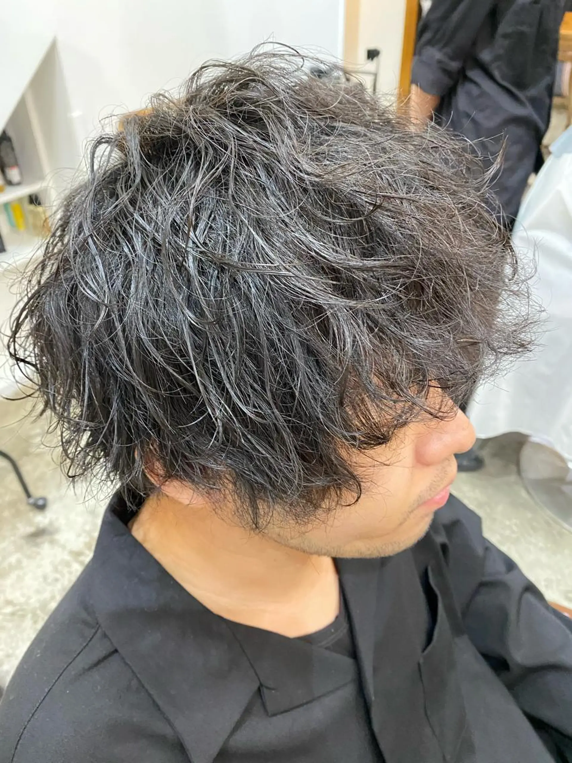 パーマ メンズ メンズパーマ esu心斎橋所属・esu☀️勇美☀️ 髪質改善ストレートのヘアスタイル