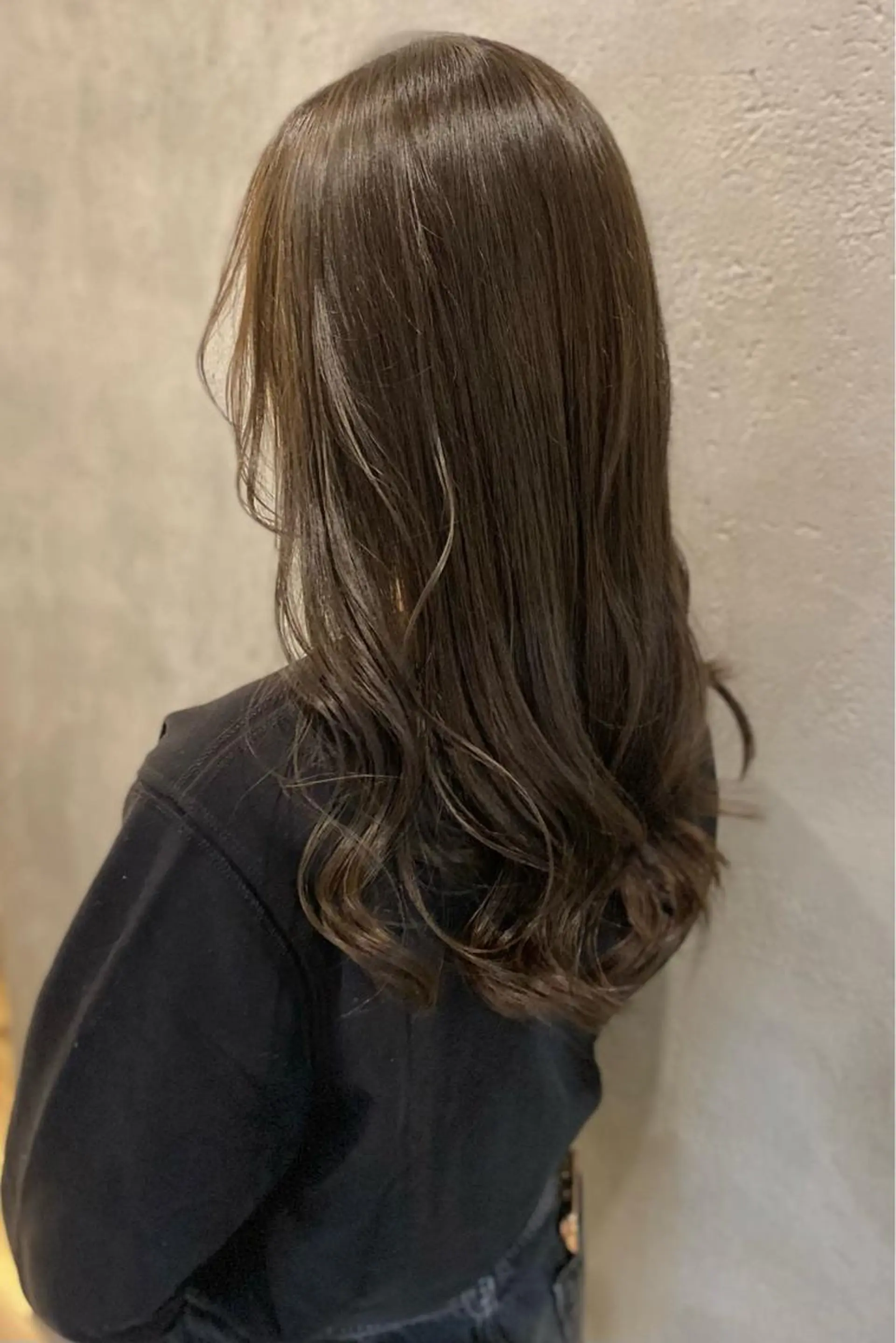 ロング カラー 菊地 紗矢のヘアスタイル