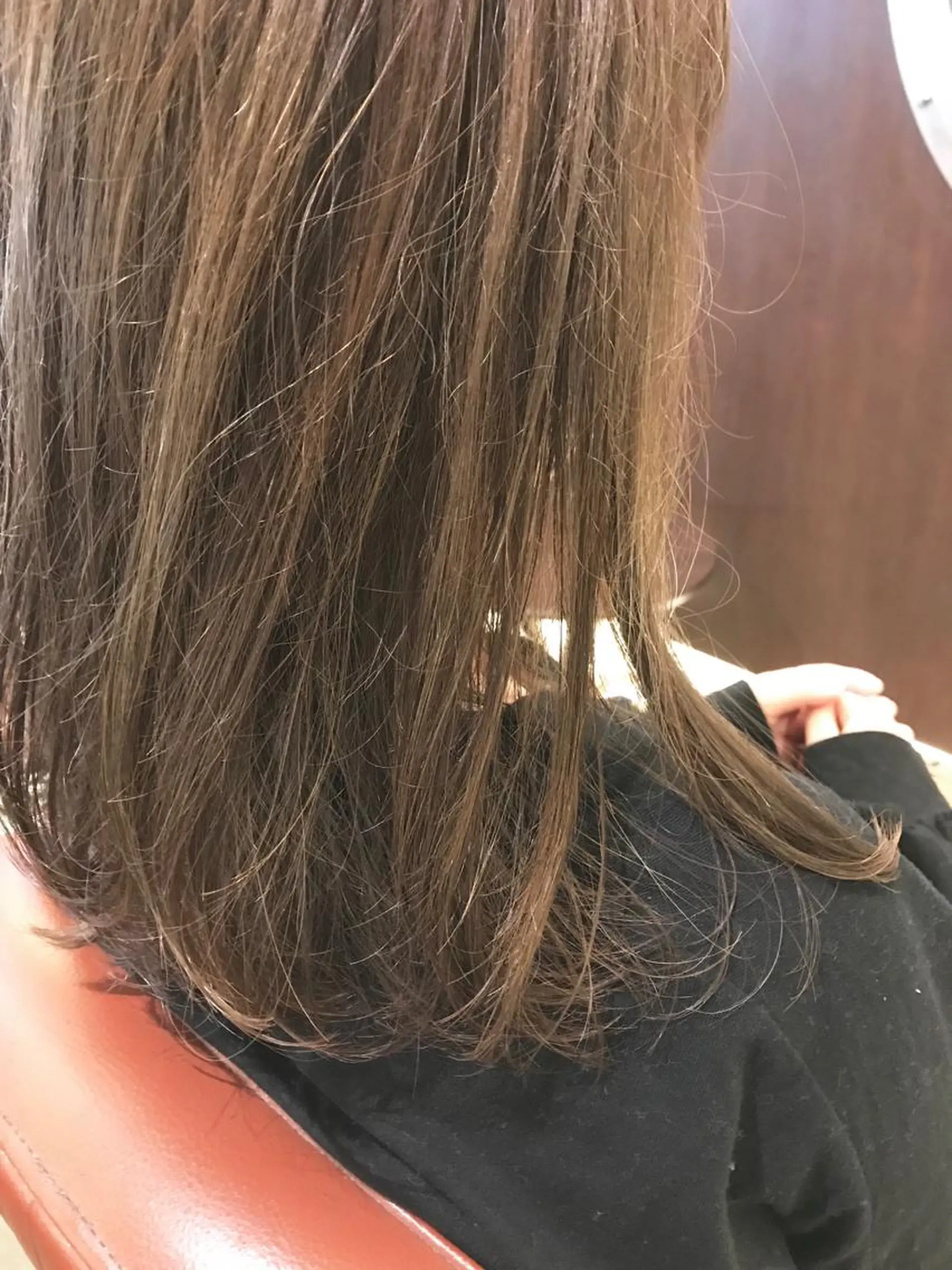 セミロング 356所属・髪質改善/艶髪/ 木山ゆかりのヘアスタイル