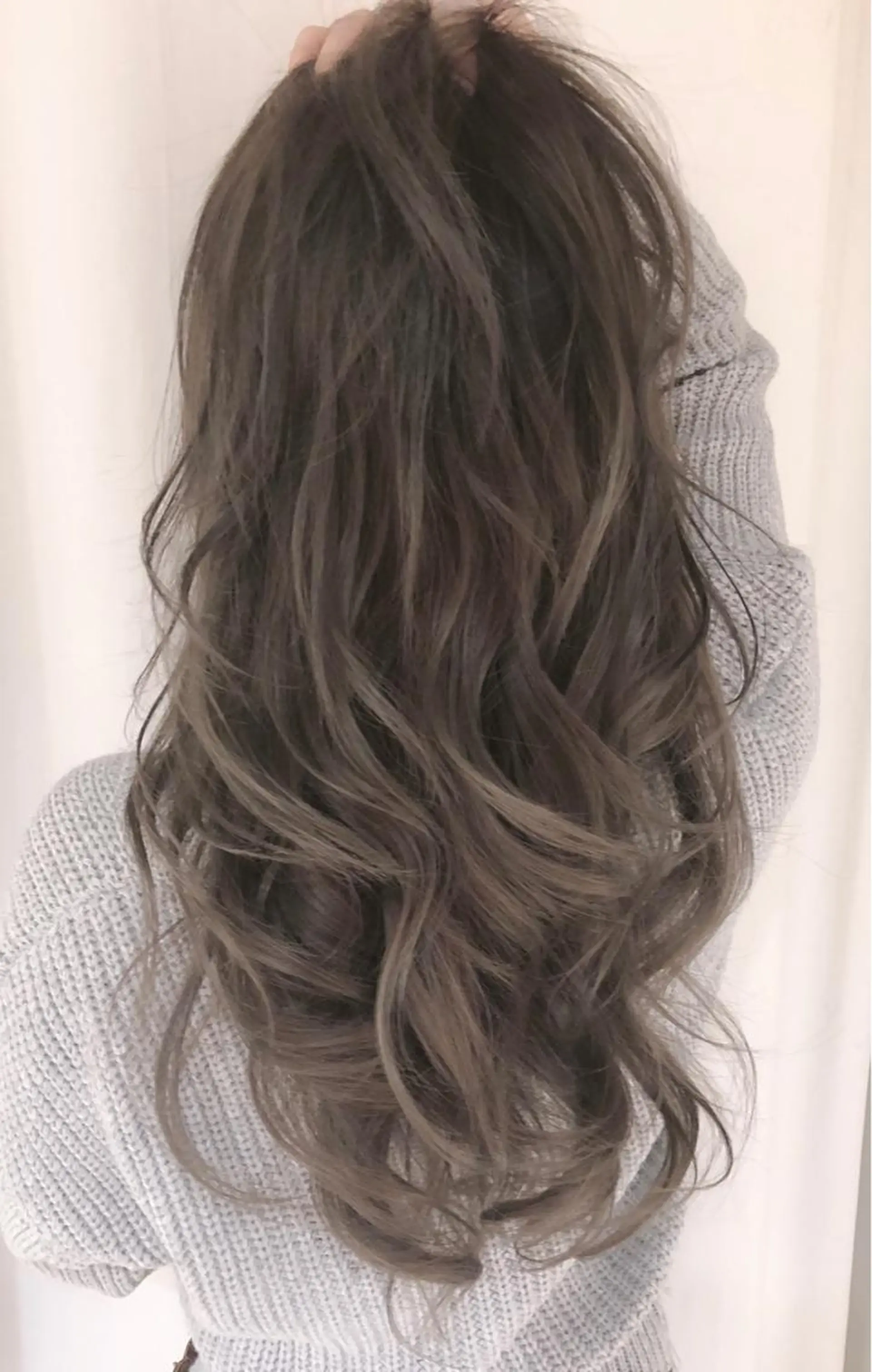 ロング カラー パーマ ヘアアレンジ アッシュ バレイヤージュ ブリーチ ケアブリーチ 透明感カラー 竹内ケンゴ🇰🇷 EIGHT藤沢のヘアスタイル