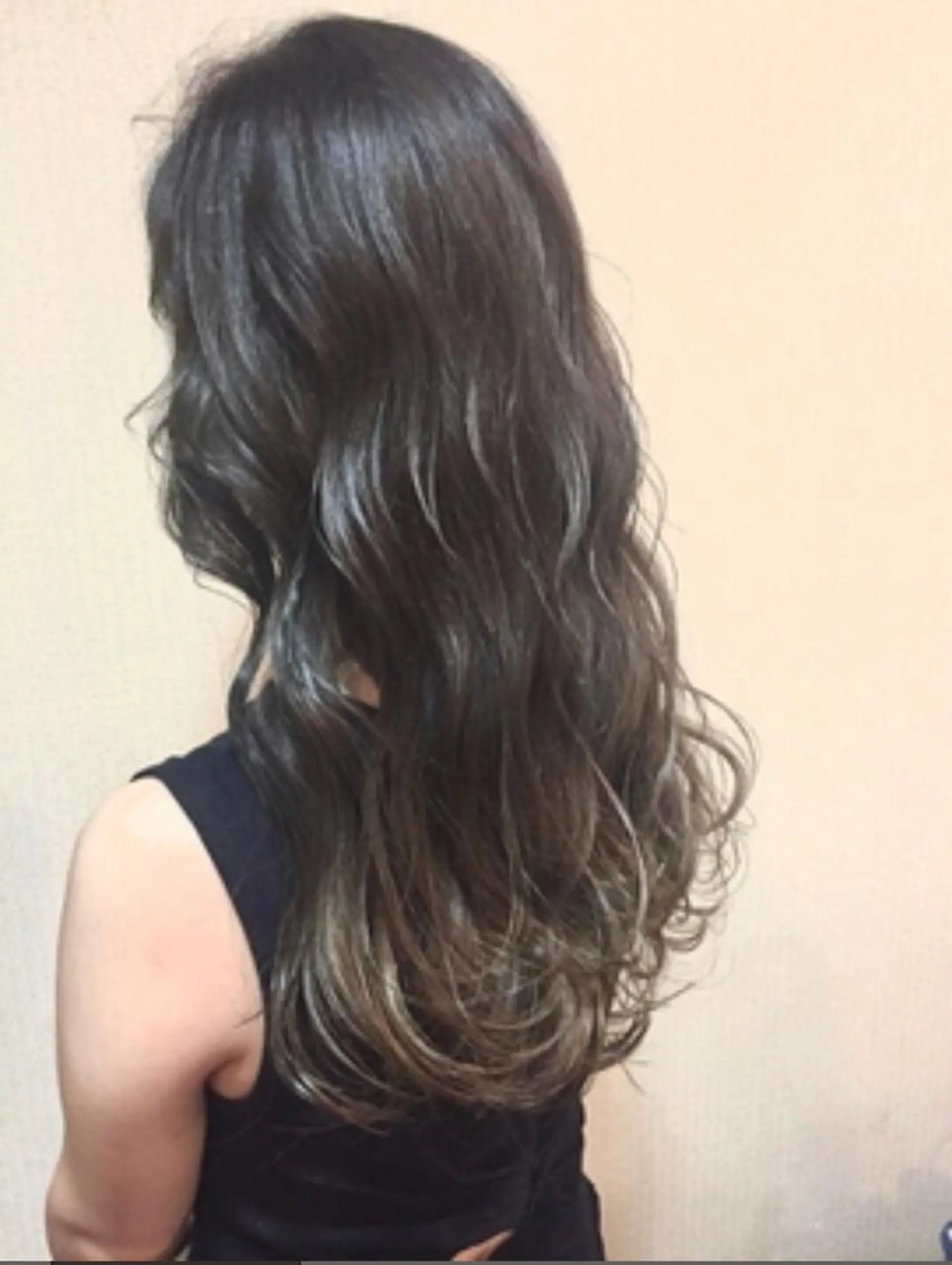 ミディアム カラー ヘアアレンジ ✨髪質改善専門店 GULGUL✨のヘアスタイル