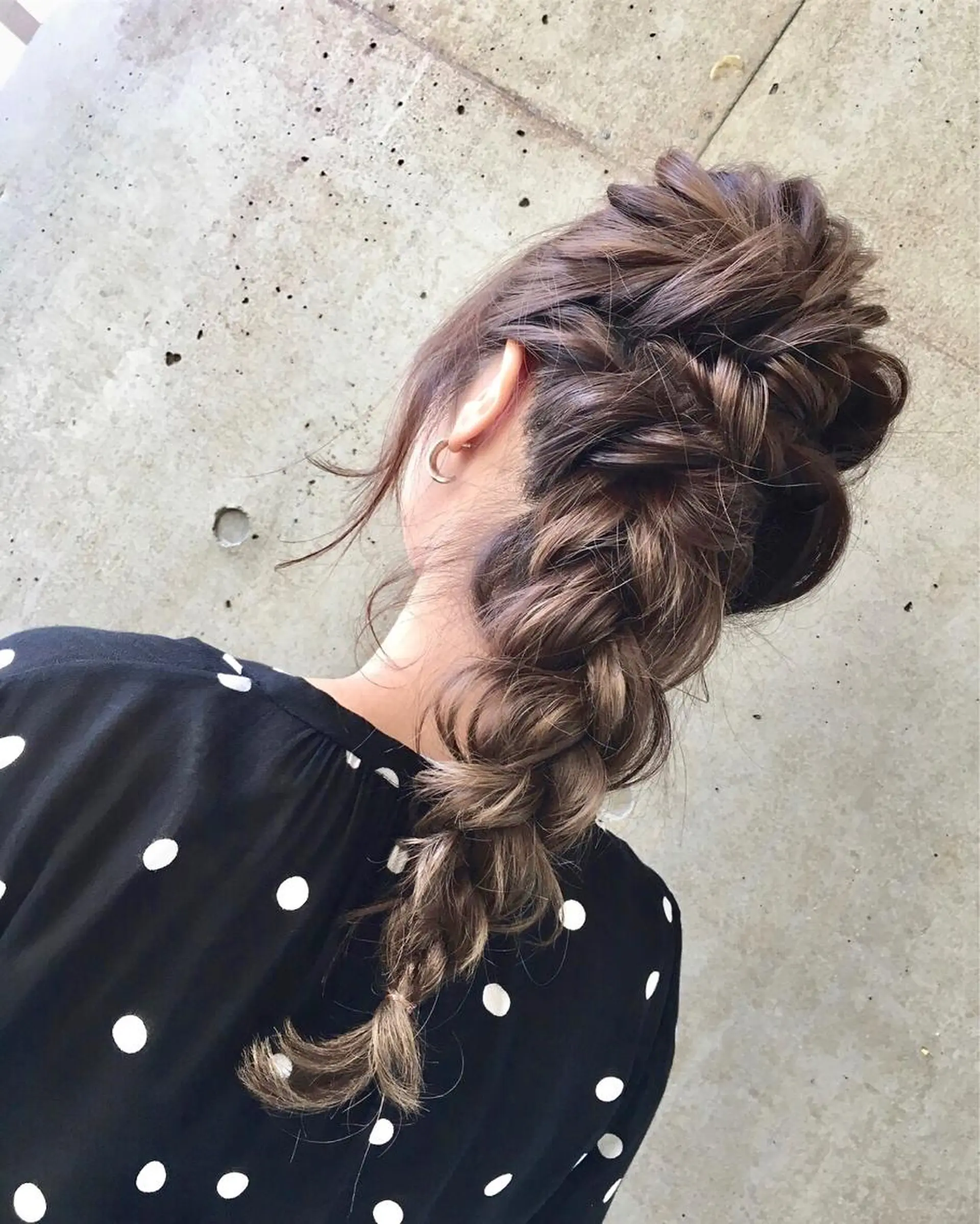 ロング 鳥越 彩乃のヘアスタイル