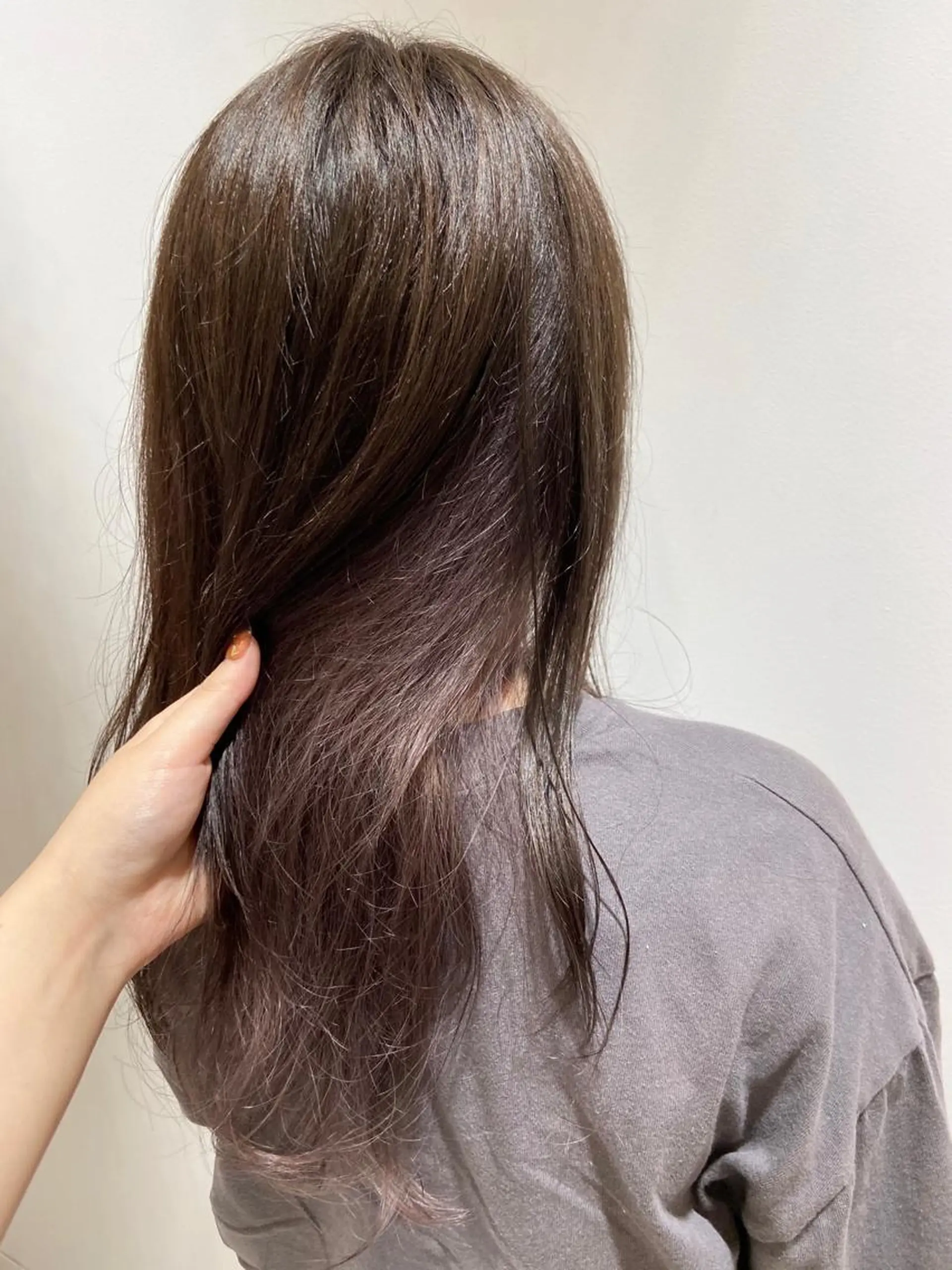 セミロング カラー ヘアカラー 🐺ウルフ/レイヤー 似合わせ‎🤍沙羅のヘアスタイル