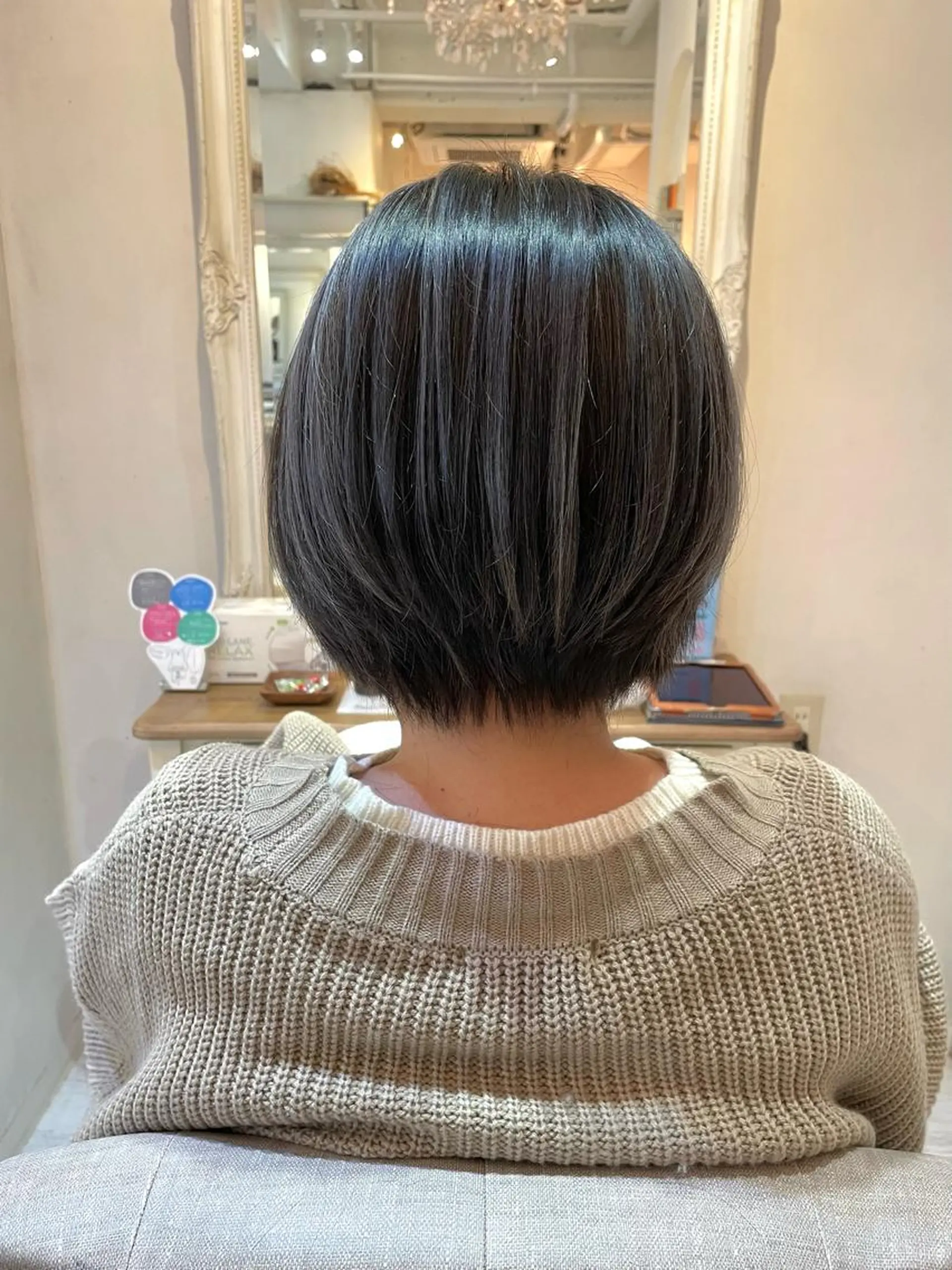 ショート カラー カット ヘアカラー トリートメント 池田 桃子のヘアスタイル