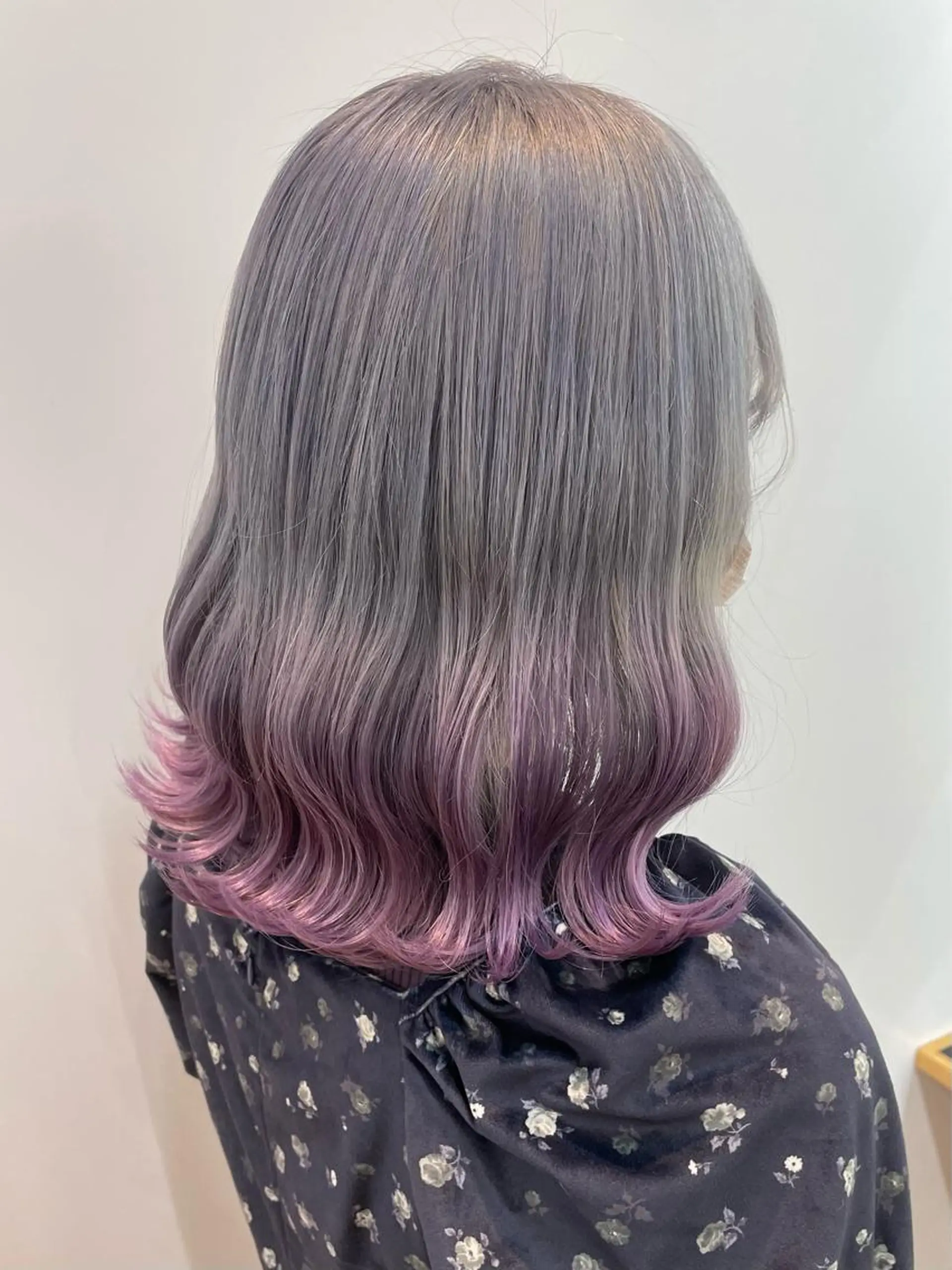 ショート カラー ハイトーン/ウルフ /小澤凌祐🦕のヘアスタイル