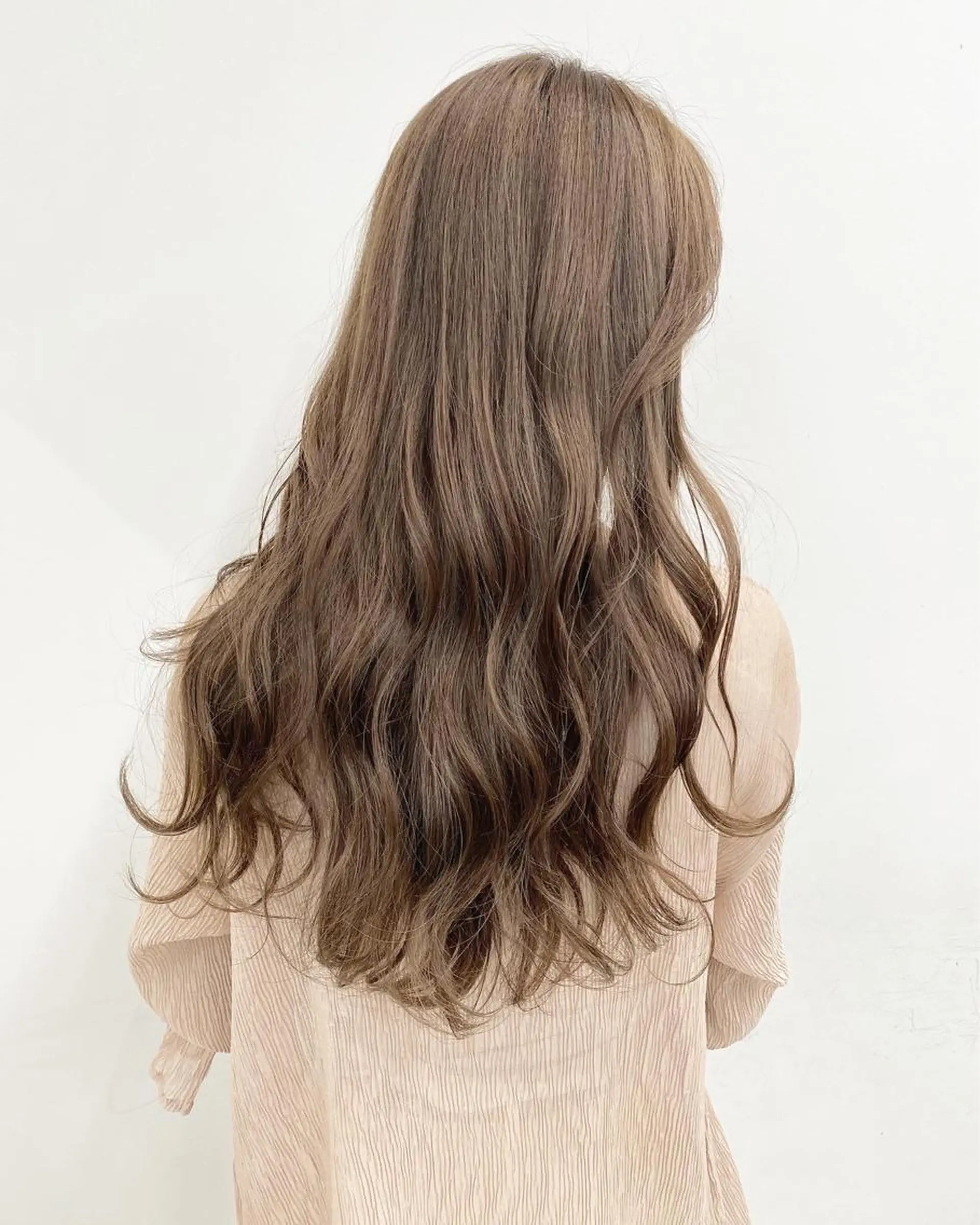 ロング カラー パーマ ヘアアレンジ 【公式】amble luxe池袋東口🩷のヘアスタイル