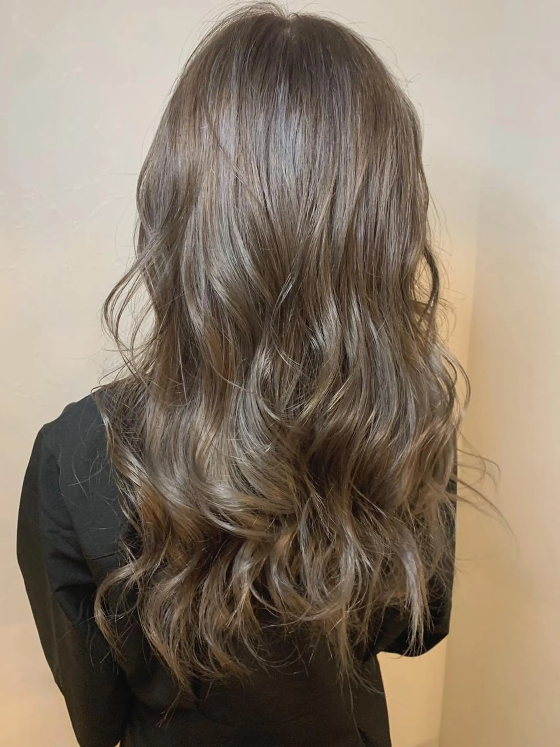 ロング カラー ベージュカラー ハイライトカラー ハイライト ヘアカラー m ā l o.🌷 サカモトマイコのヘアスタイル