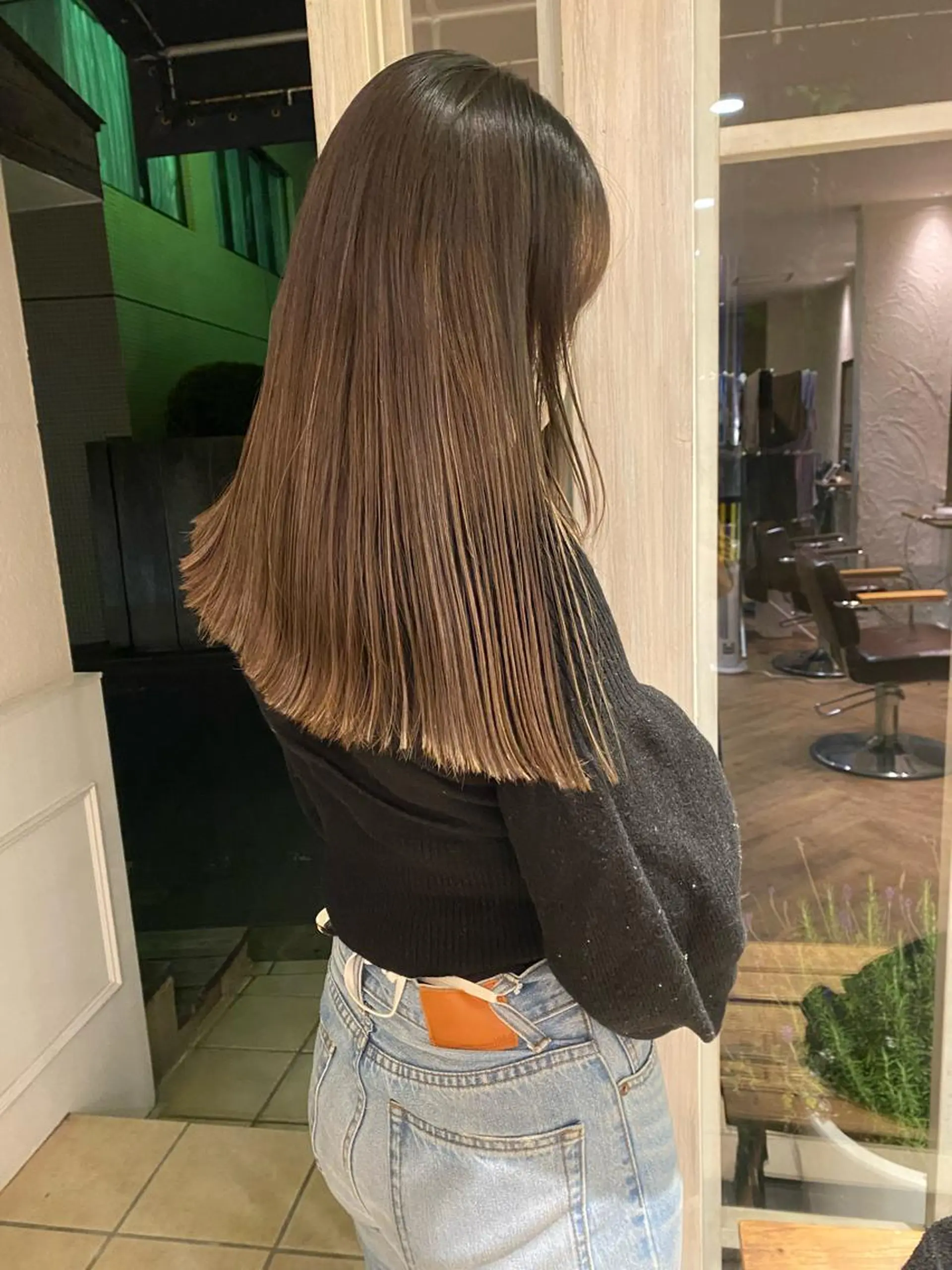 セミロング ヘアカラー saya🌿レイヤー カット/透明感カラーのヘアスタイル