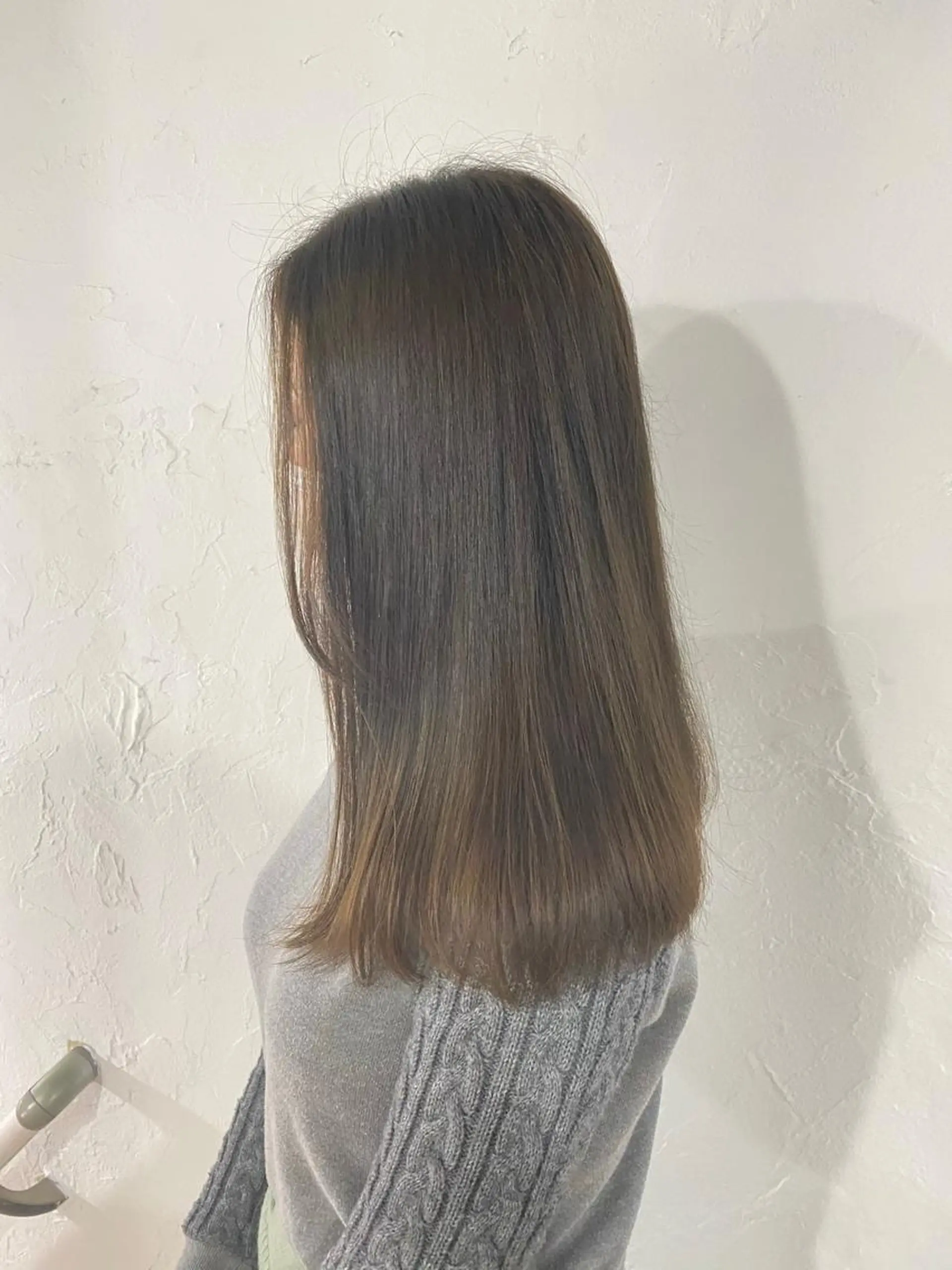 セミロング カラー Aujuaソムリエ 🎨‎♡HARUのヘアスタイル