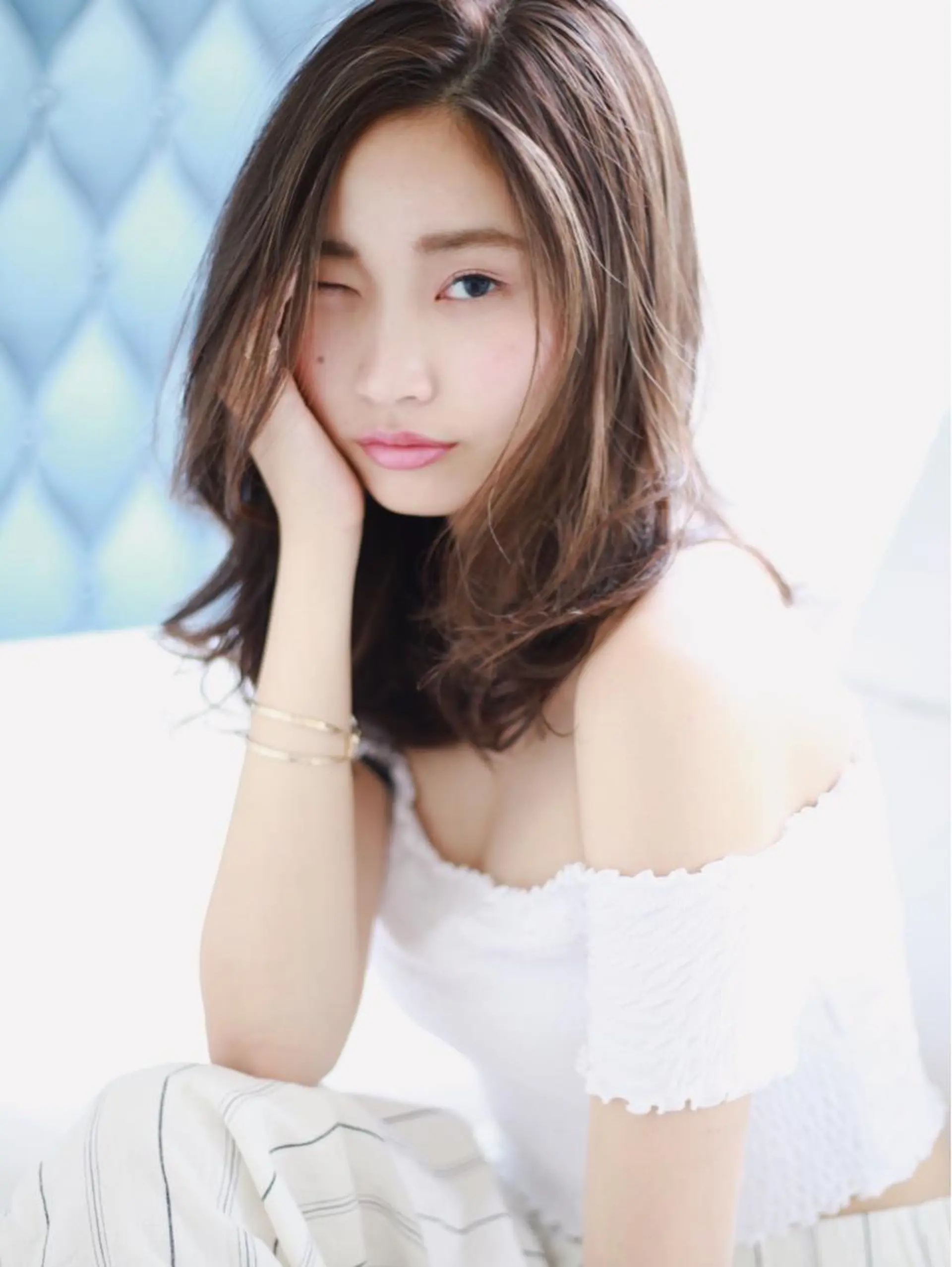 セミロング カラー パーマ ボブ アンブレラカラー💫 フェイスフレーミングのヘアスタイル