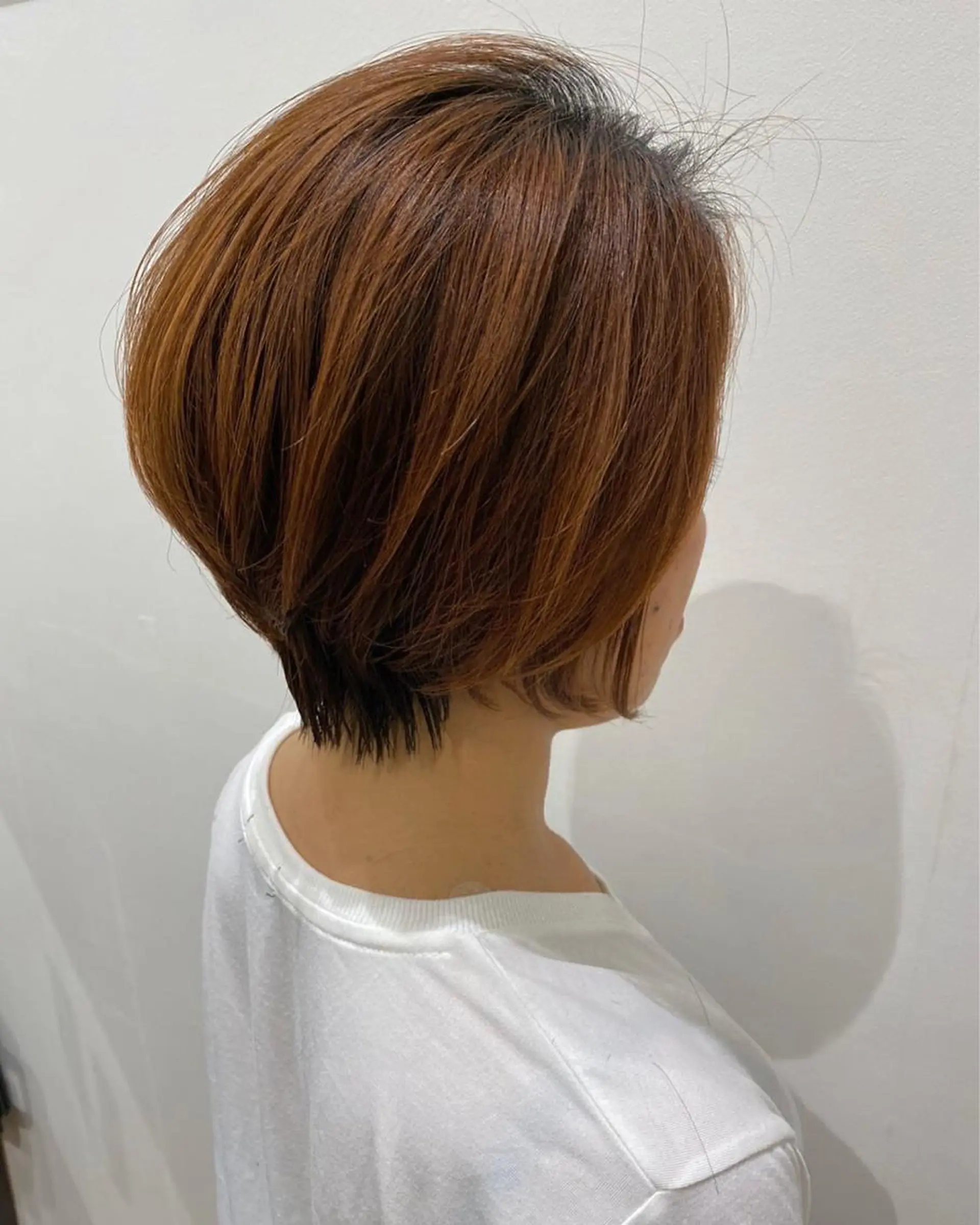 ショート 石田 優菜のヘアスタイル