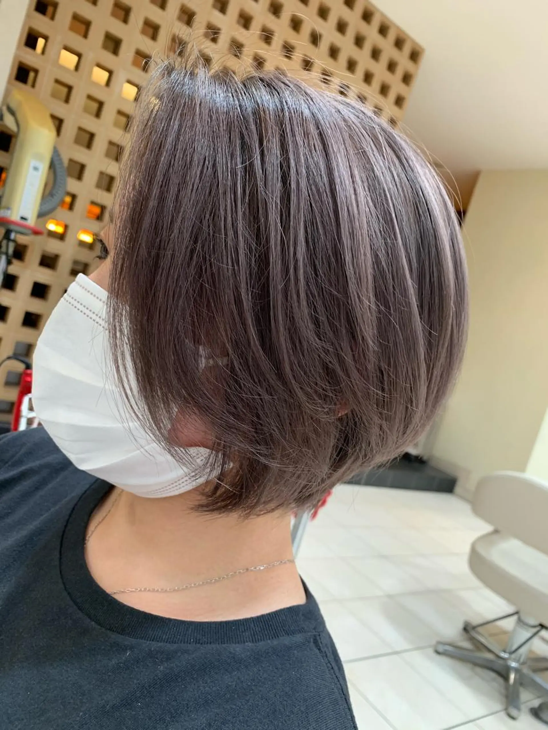 ショート カラー MODEks eau 佐藤優志のヘアスタイル