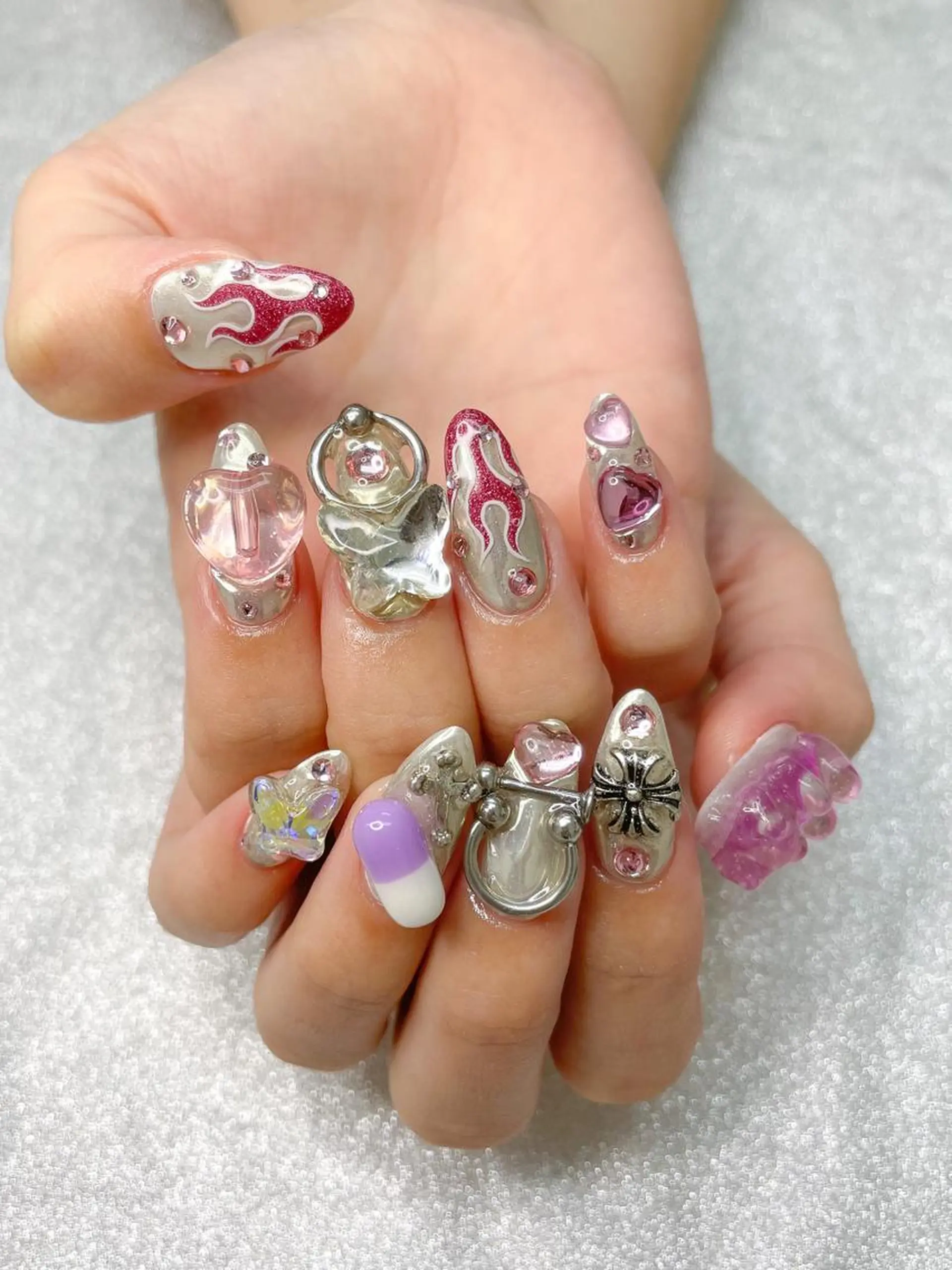 ネイル ハンドネイル Hisaka Mikiのネイルデザイン