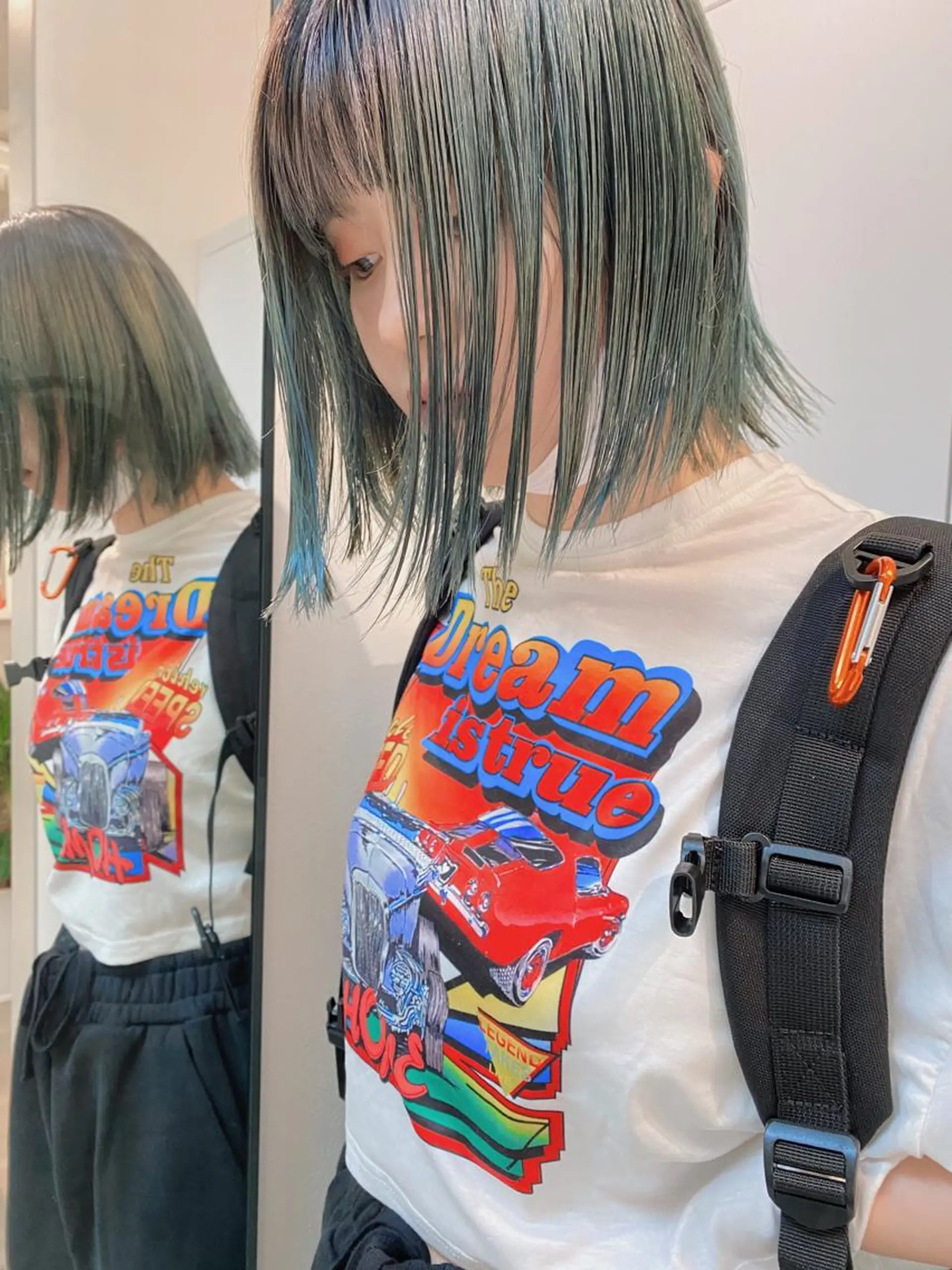 ミディアム カラー ブルーカラー Living所属・ヨシモトリョウ 髪質改善/美髪のヘアスタイル