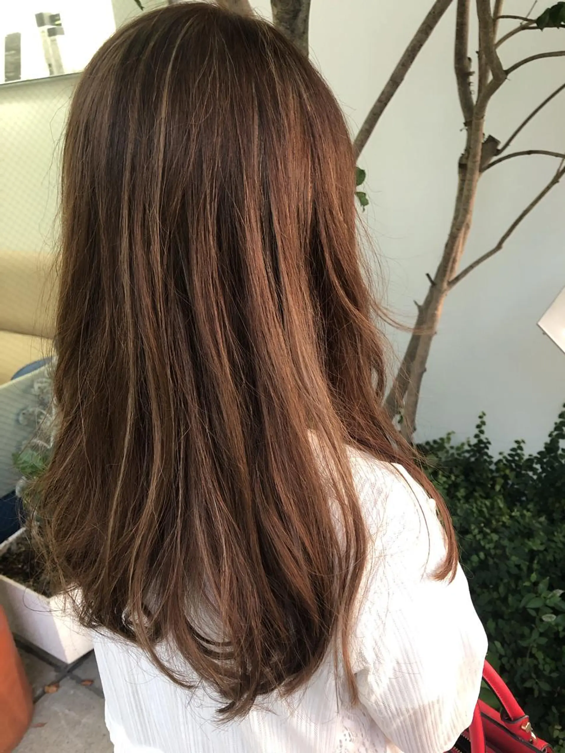 ロング カラー ベージュカラー ハイライトカラー ハイライト 本山　くせ毛のカット 尾島光季のヘアスタイル