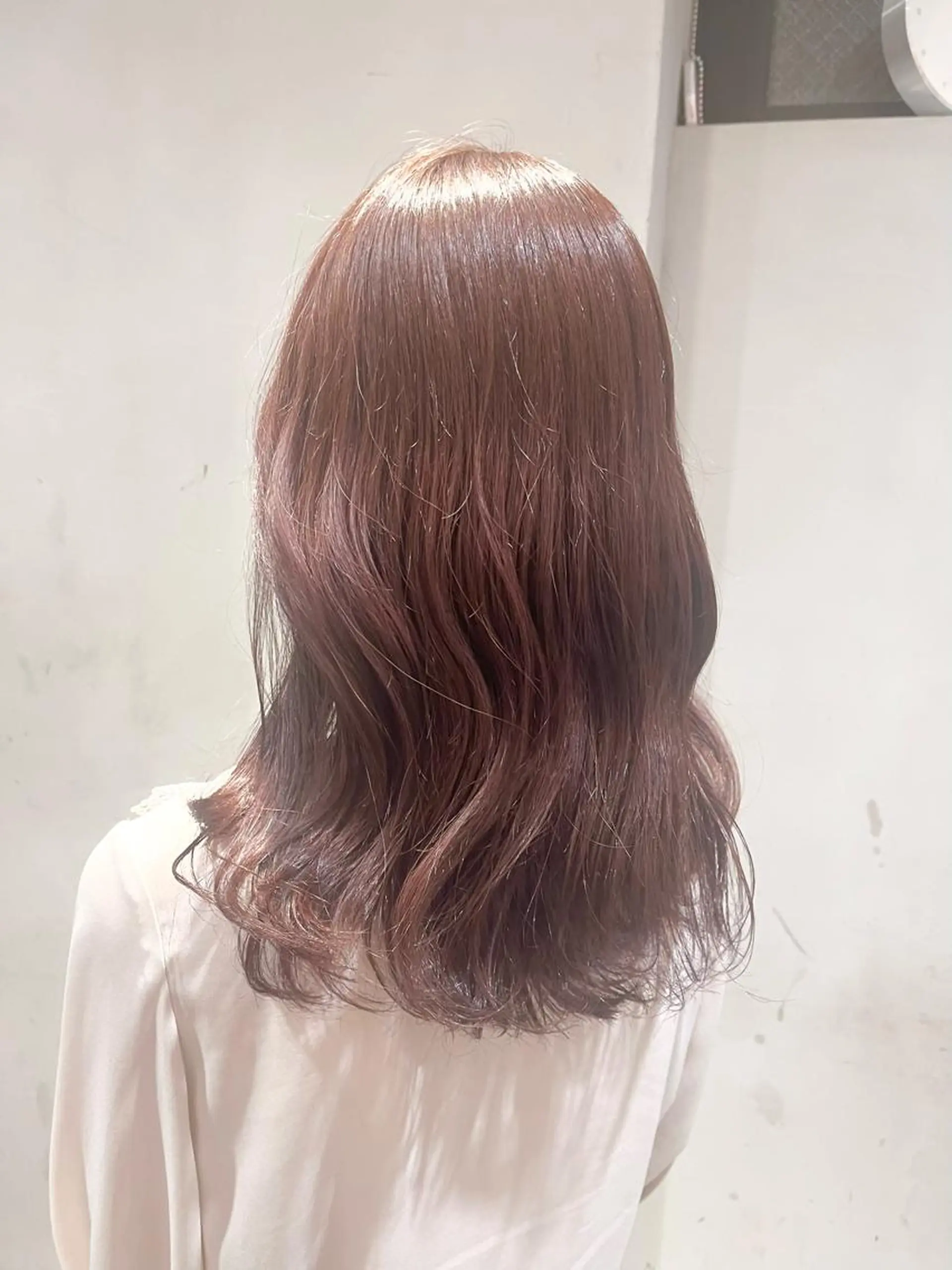 セミロング カラー ブリーチ ピンクカラー ヘアカラー トリートメント ヘッドスパ ヘアセット 🎀艶モテカラー🎀 彩季のヘアスタイル