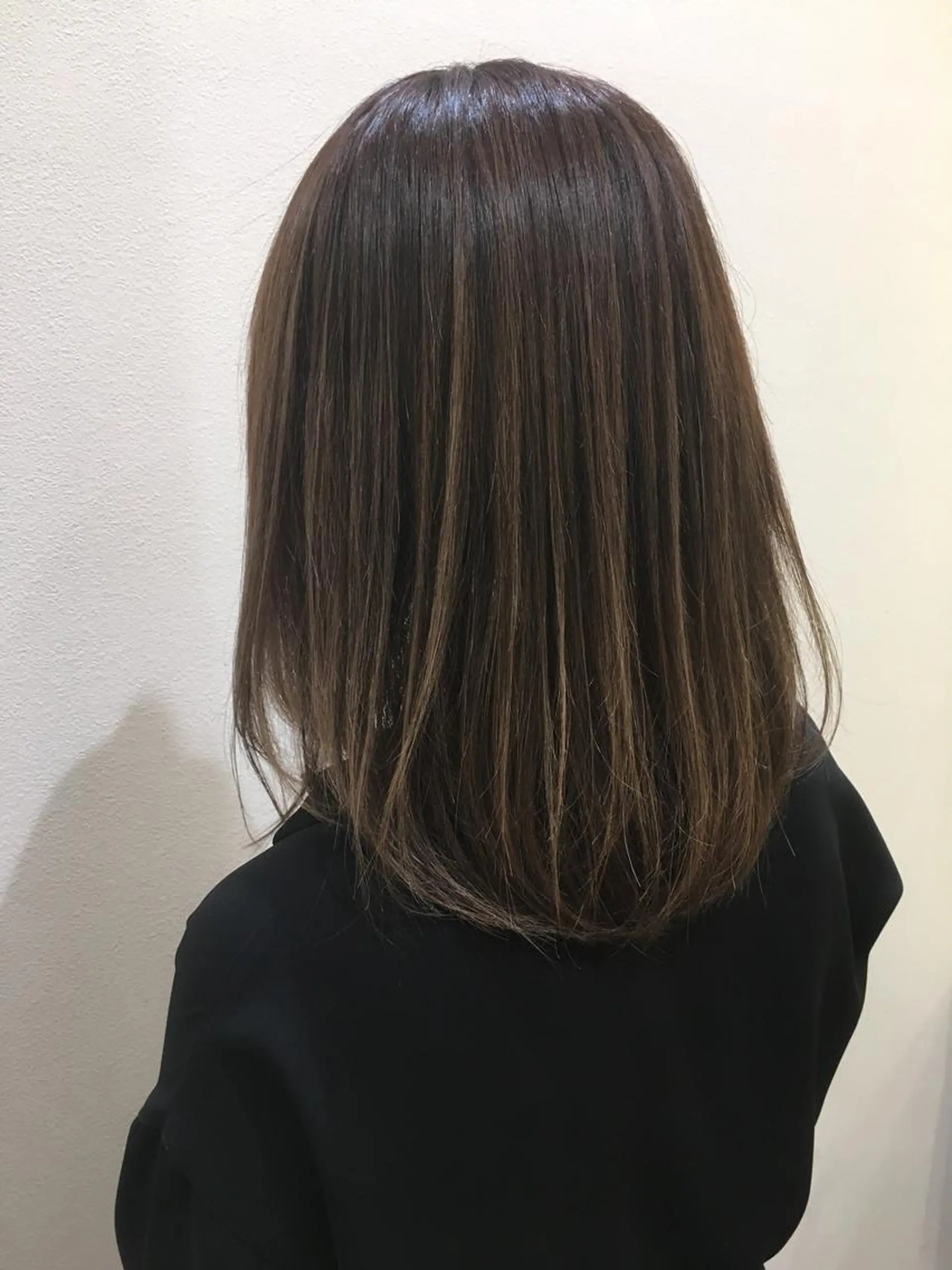 セミロング 岸 保奈美のヘアスタイル