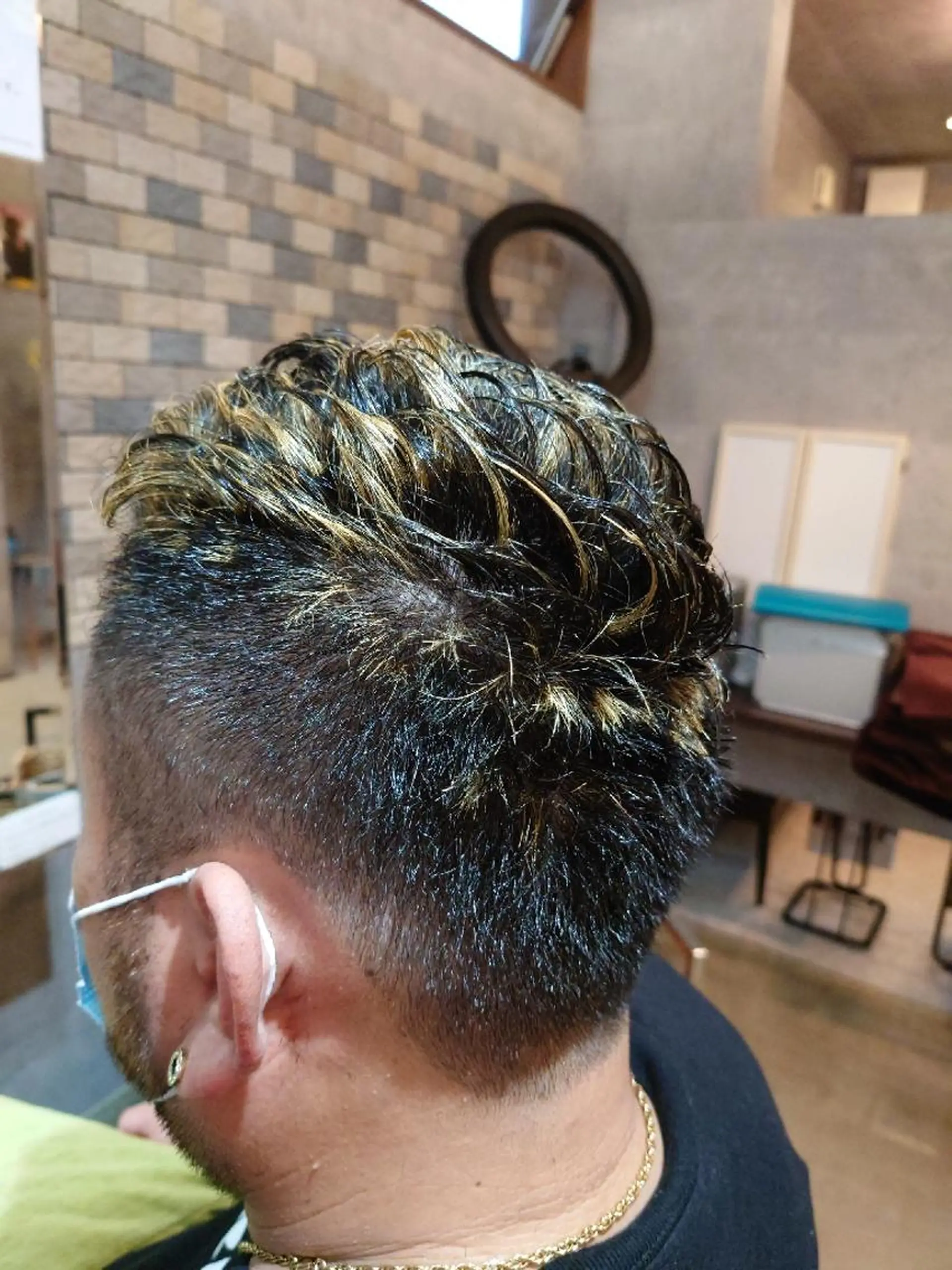 カラー メンズ メンズメッシュ メッシュ 浅野  勇貴のヘアスタイル