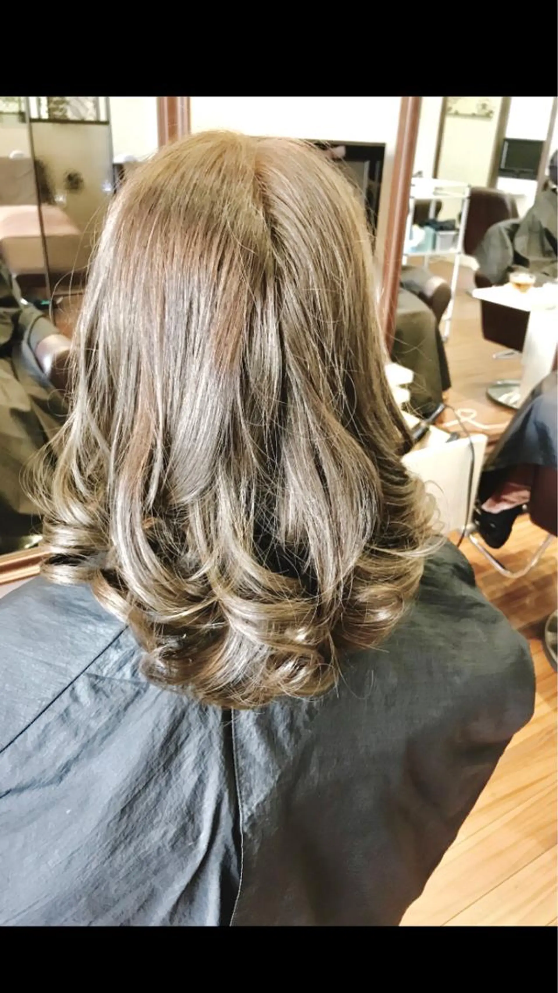 ミディアム 森 宇旦のヘアスタイル
