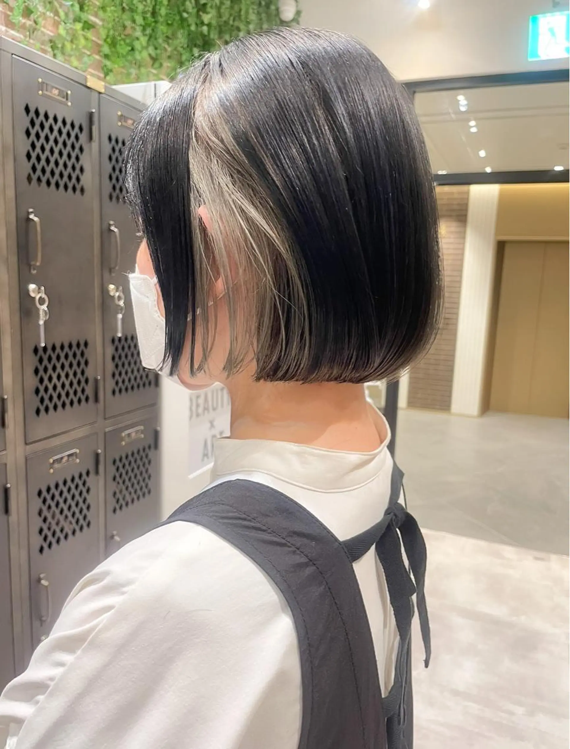 ショート ボブ デート ハイライト 髪質改善 韓国風ヘア カット ヘアカラー トリートメント 【20代ダメージ毛に 髪質改善】のヘアスタイル