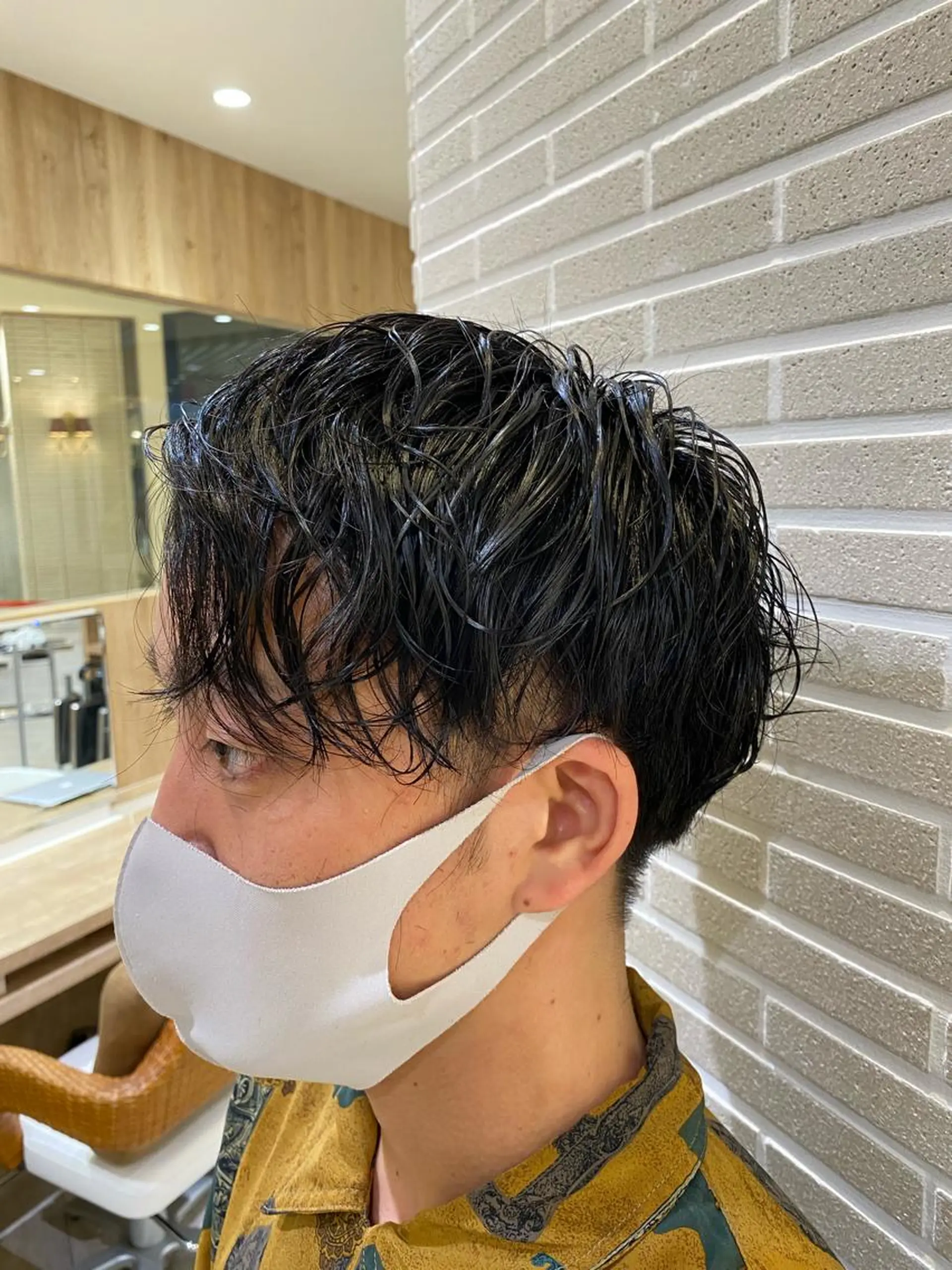 パーマ メンズ メンズパーマ 赤本悠斗波巻きパーマ メンズパーマのヘアスタイル