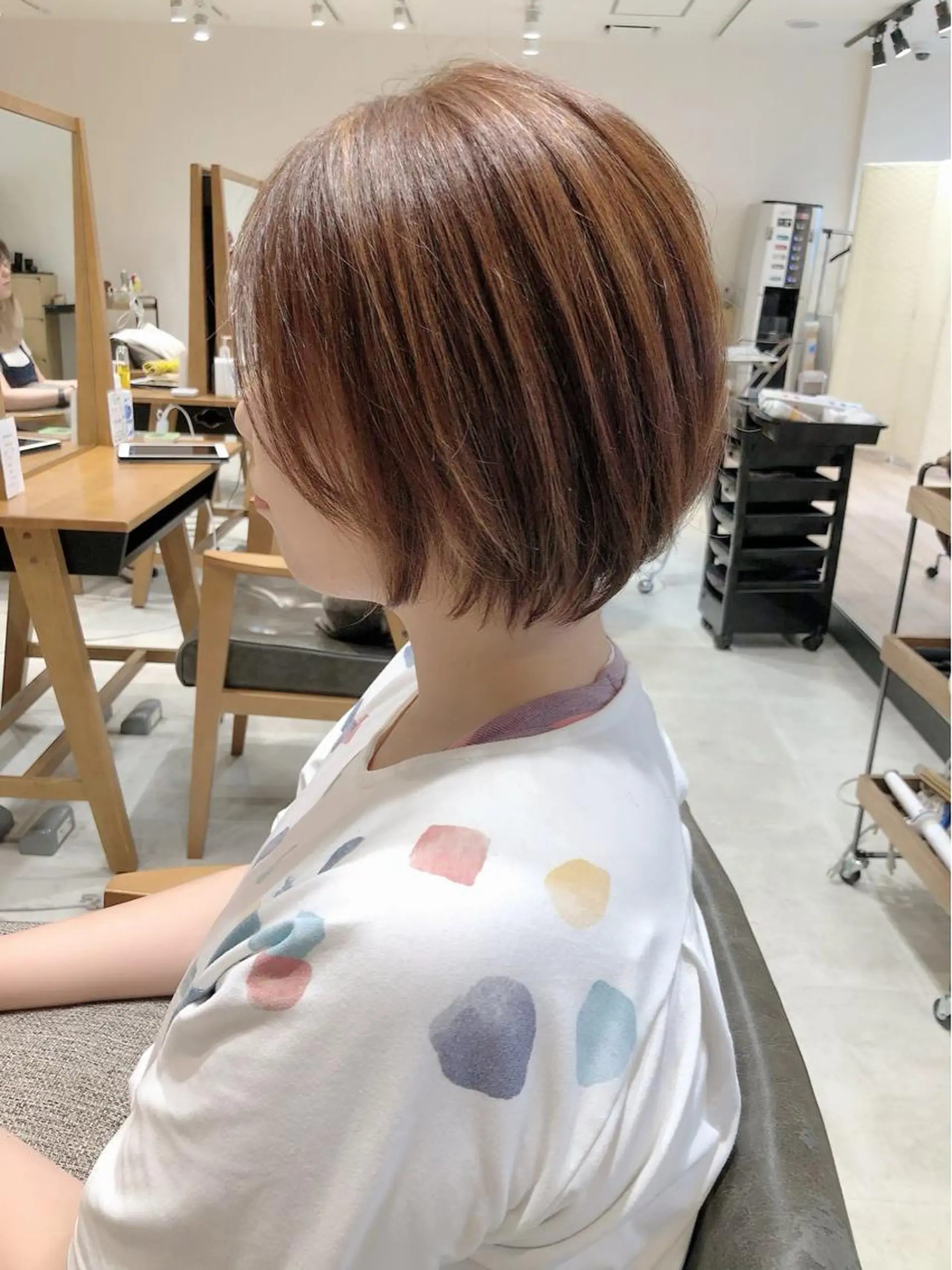 ショート カラー 🌟イメチェン美容師 🌟清水 大輝のヘアスタイル