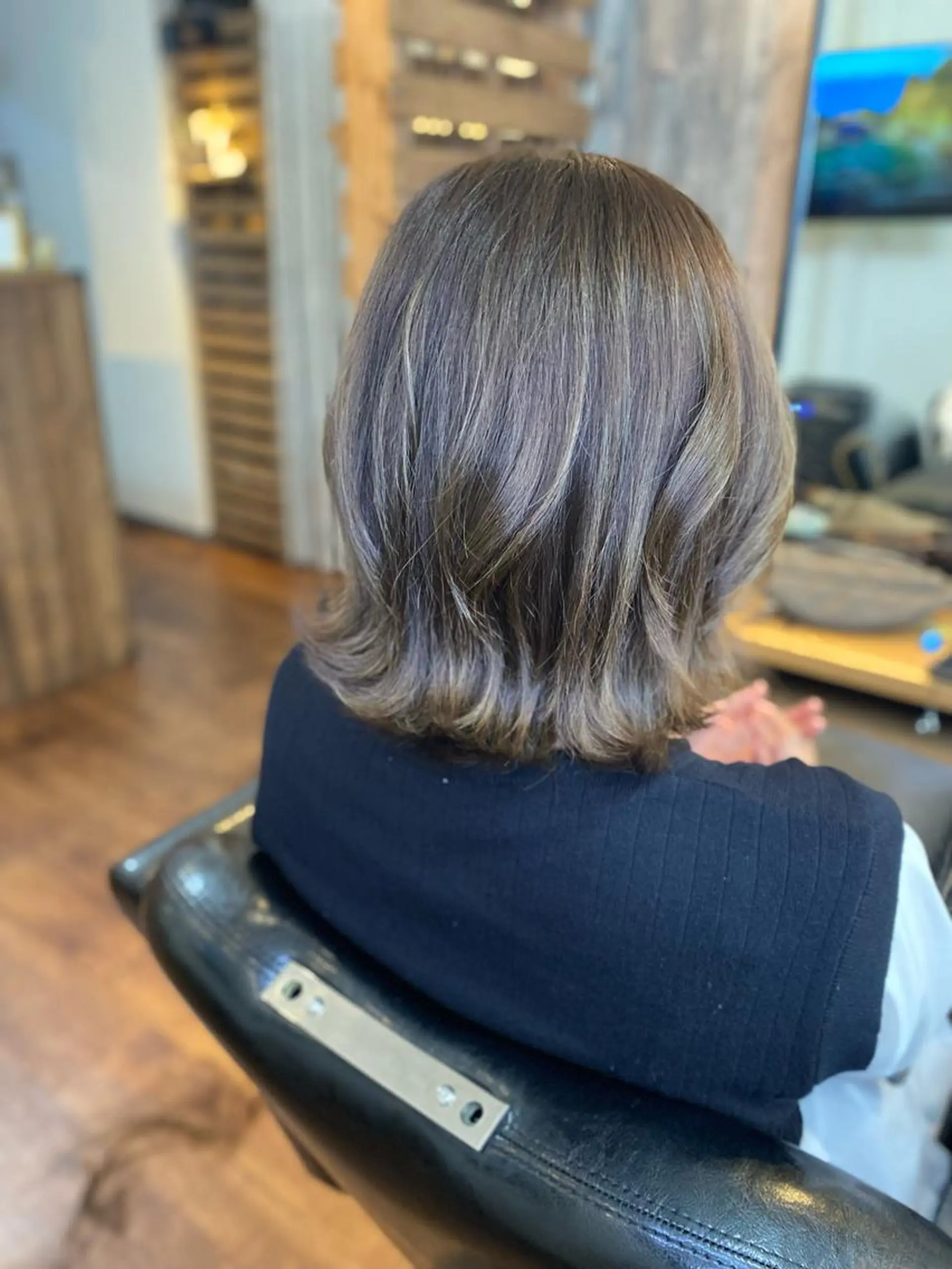 ミディアム カラー アッシュ トリートメント Lizir  ルズィール所属・Luzir⭐︎ GEN⭐︎のヘアスタイル