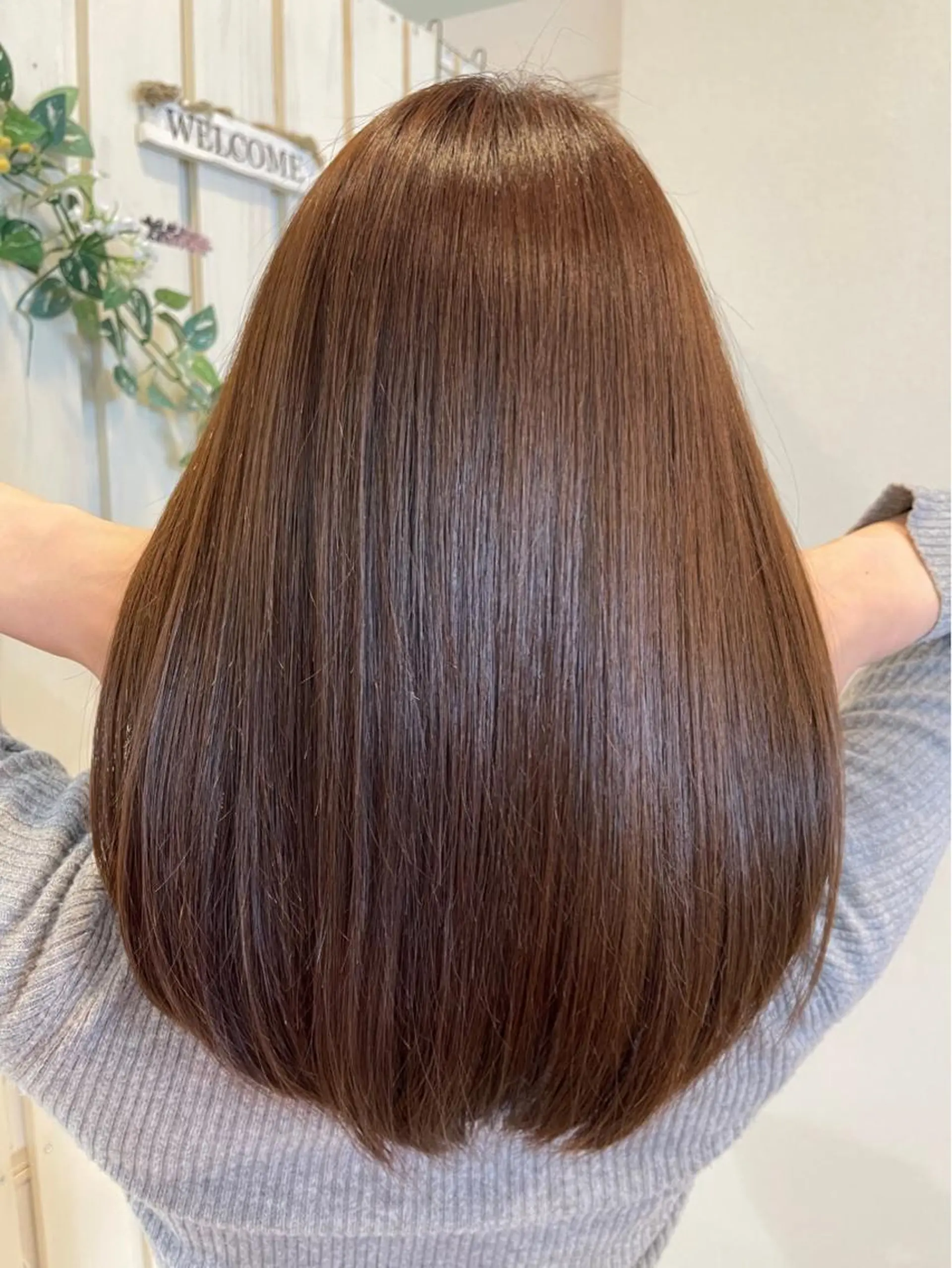 カラー ヘアカラー トリートメント トレンドヘア🌿 chinariのヘアスタイル