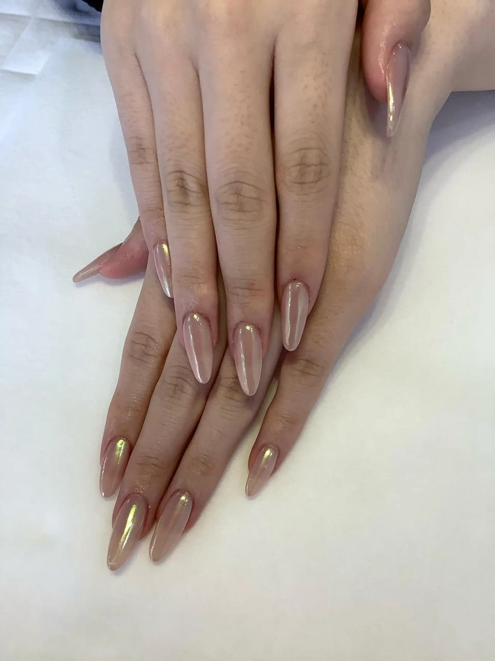 ネイル ミラーネイル ハンドネイル 💎🐰 saki. m 🐰💎のネイルデザイン