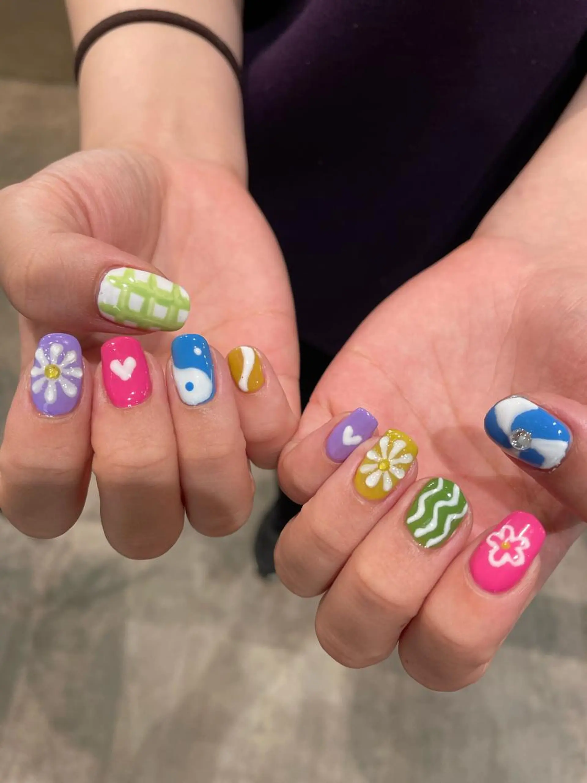 ネイル ハンドネイル ナチュラル透明感🌱 小山美樹子のヘアスタイル