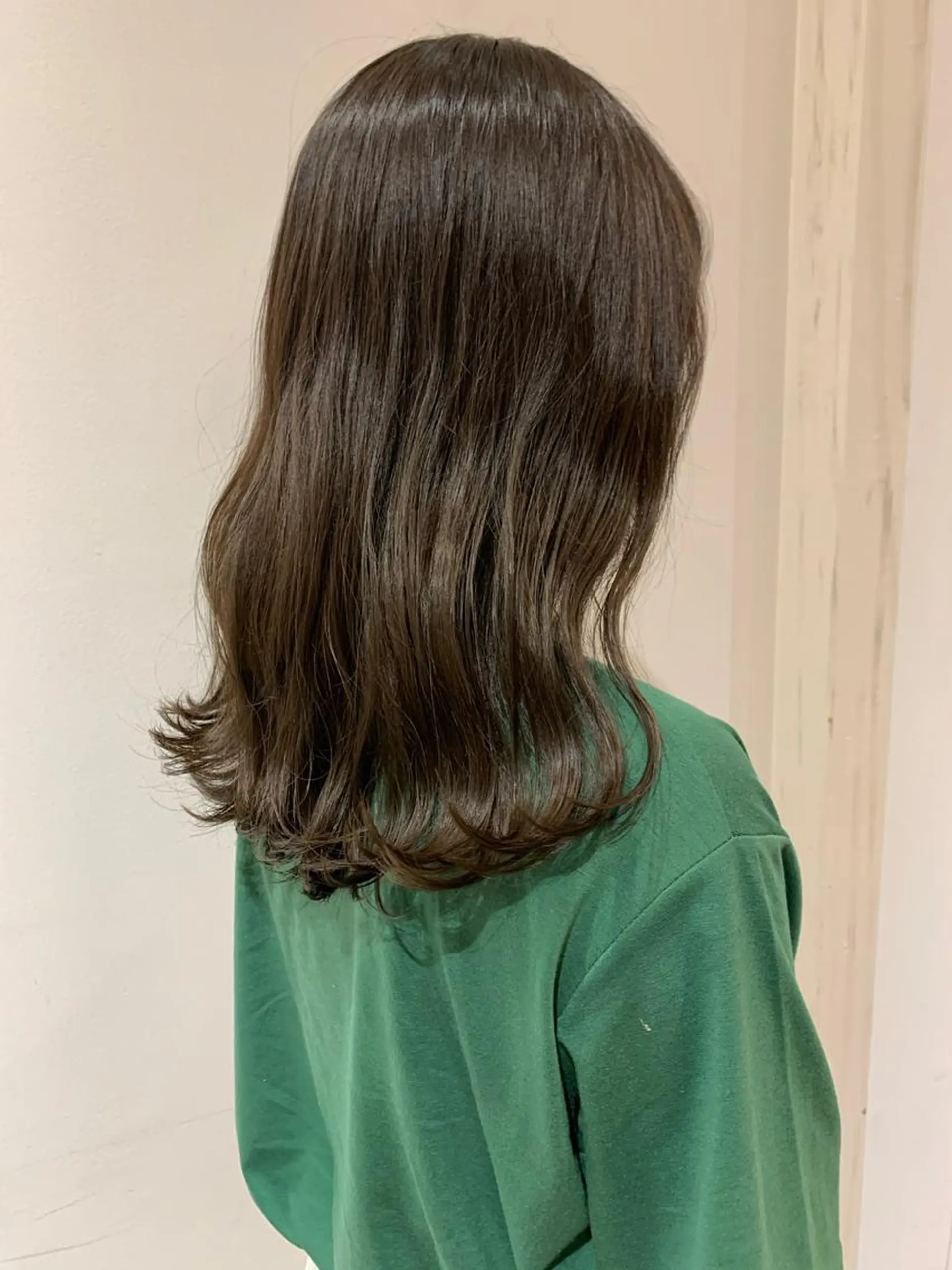 ミディアム カラー ハルキ/ 髪質改善のヘアスタイル