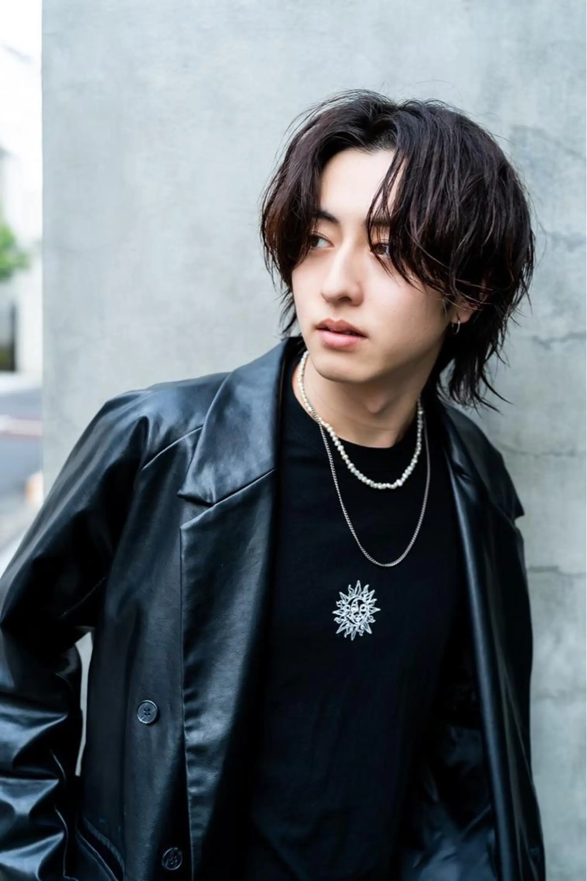 ショート カラー パーマ ヘアアレンジ メンズ メンズバレイヤージュ メンズブリーチ メンズハイライト メンズハイトーン メンズインナーカラー 歩くパワースポット 🦋KAHOのヘアスタイル