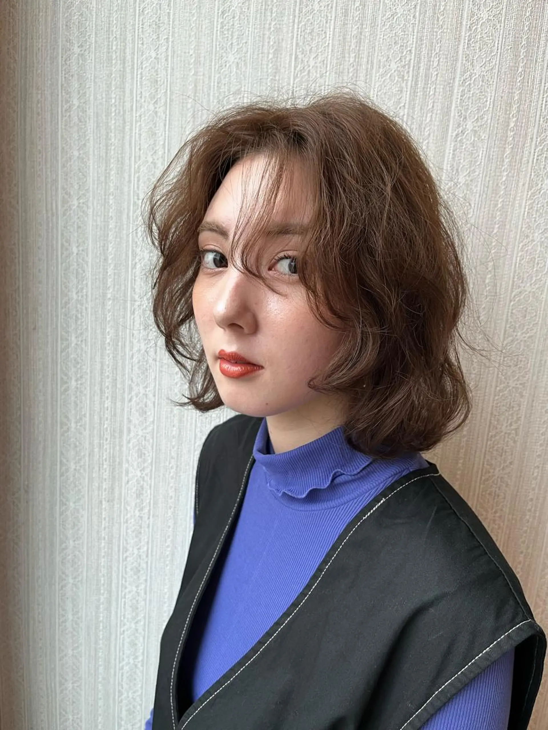 ショート カラー ヘアアレンジ 切りっぱなしボブ ベージュカラー ボブ 顔まわりレイヤー レイヤーカット カット ヘアカラー トリートメント サソウ ユリエ🥥のヘアスタイル