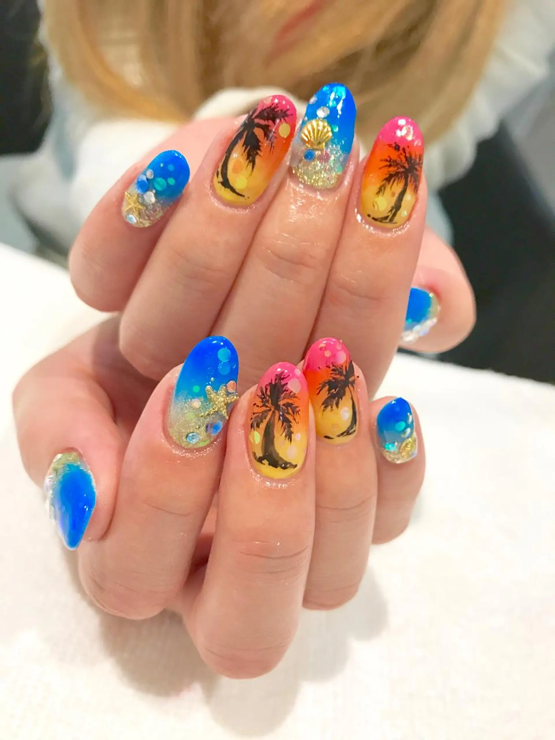 ネイル Re Pearl～コーディネートサロン～ 市駅前店所属・NARUMI HYODOのネイルデザイン