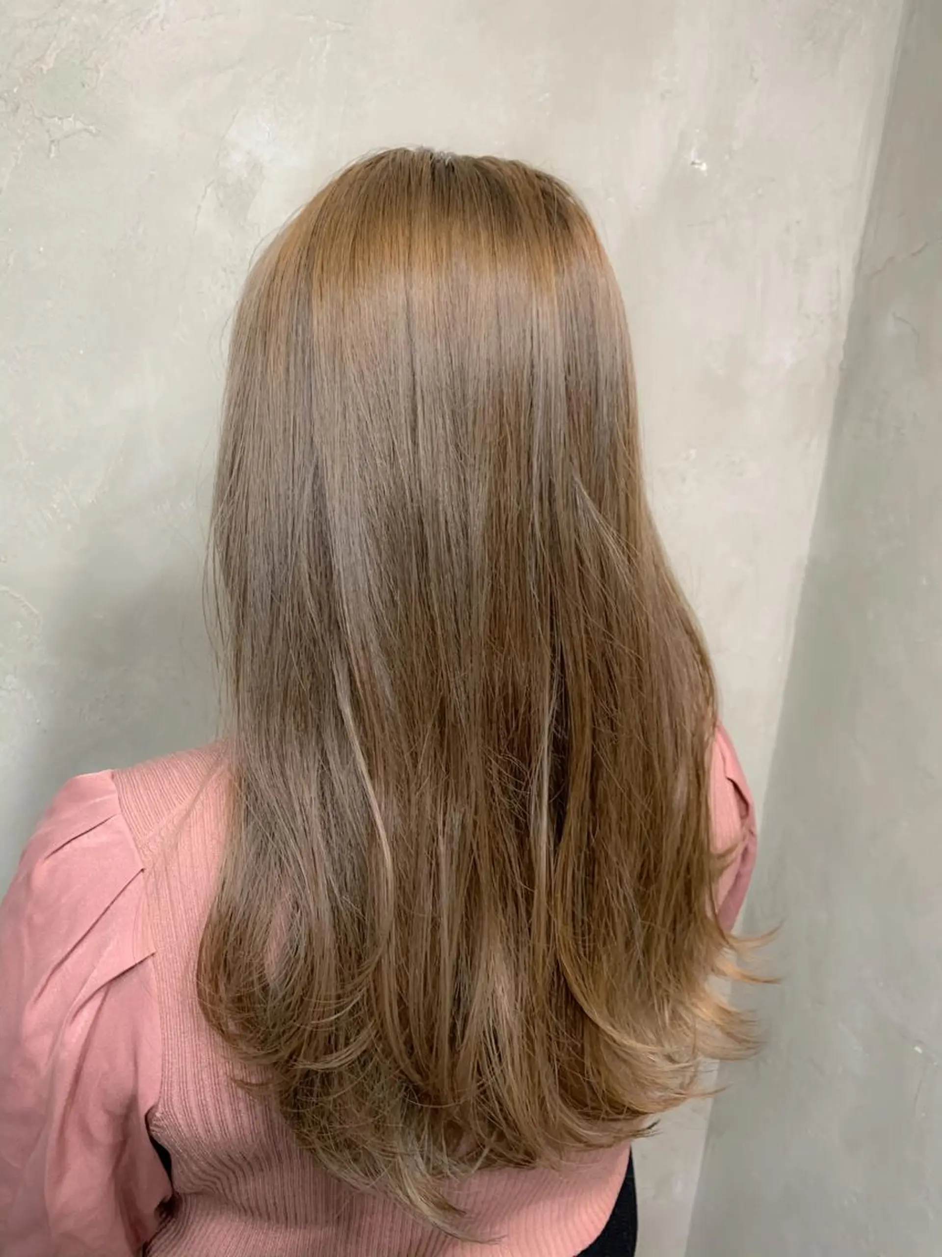 ロング カラー ベージュカラー ブリーチ 🌈髪質改善💕 縮毛矯正✨青木まで✨のヘアスタイル