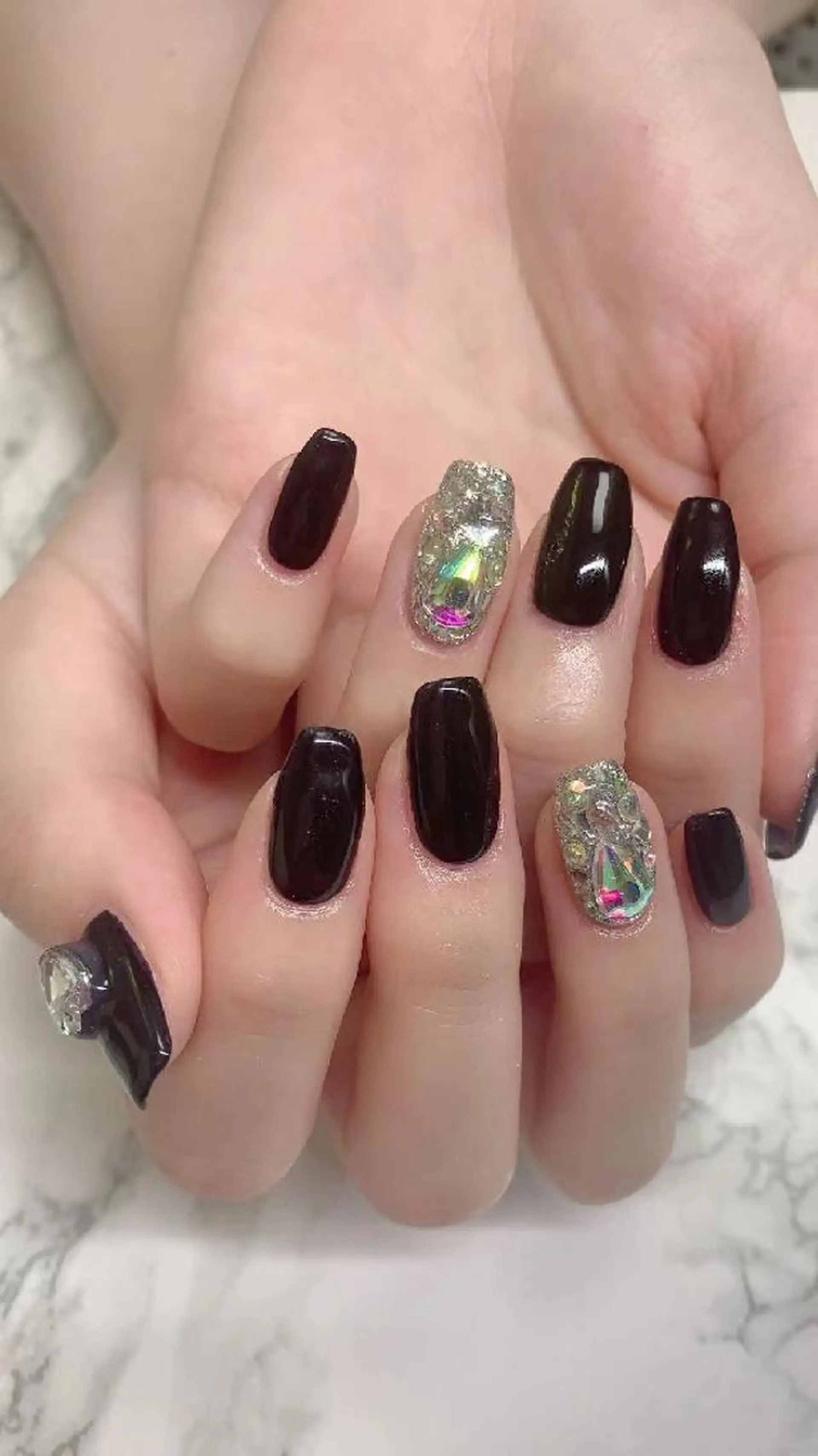 ネイル はな💎ネイル ワンホン、長さ出しのネイルデザイン