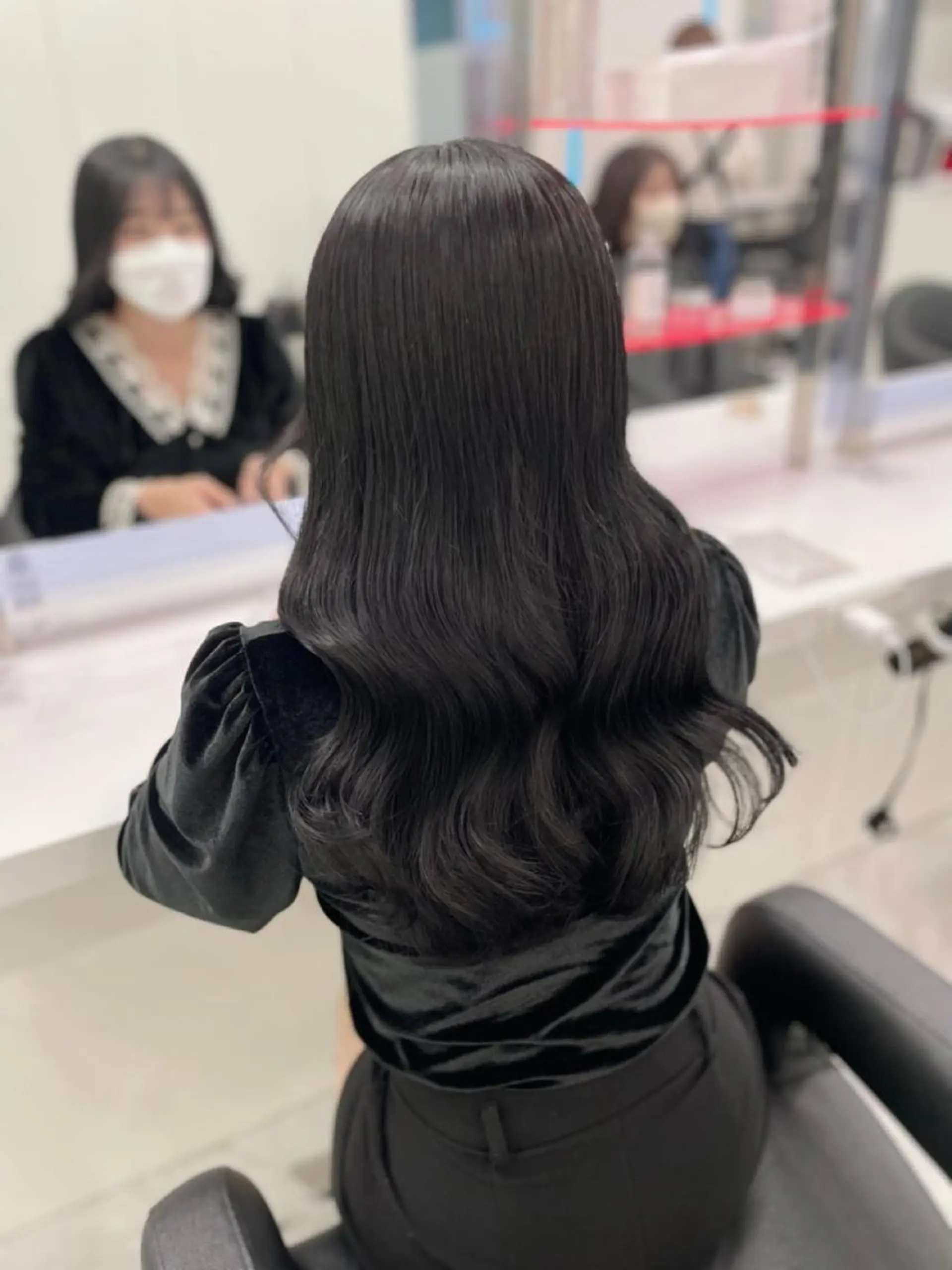 セミロング カラー ヘアアレンジ Ella所属・nana【艶髪】/ レイヤー/縮毛矯正のヘアスタイル