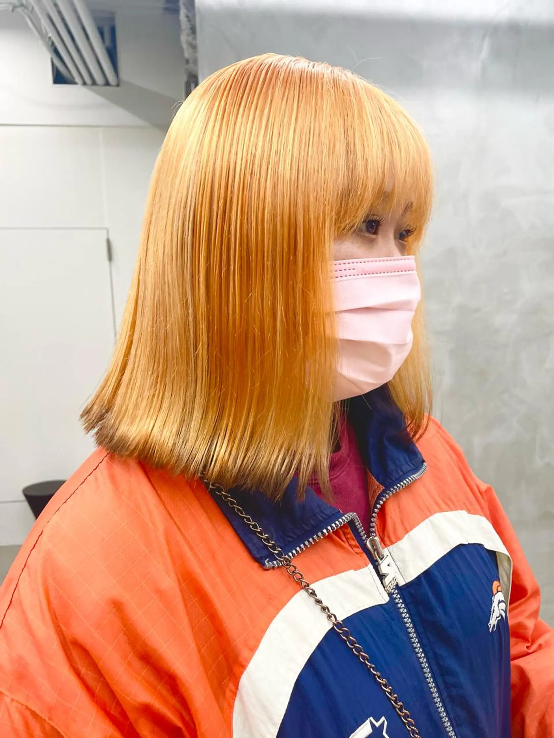 ミディアム カラー パーマ ヘアアレンジ メンズ ミディアムパーマ メンズバレイヤージュ メンズブリーチ センターパート フェードカット ハイトーン/レイヤー 🌸さくらのヘアスタイル