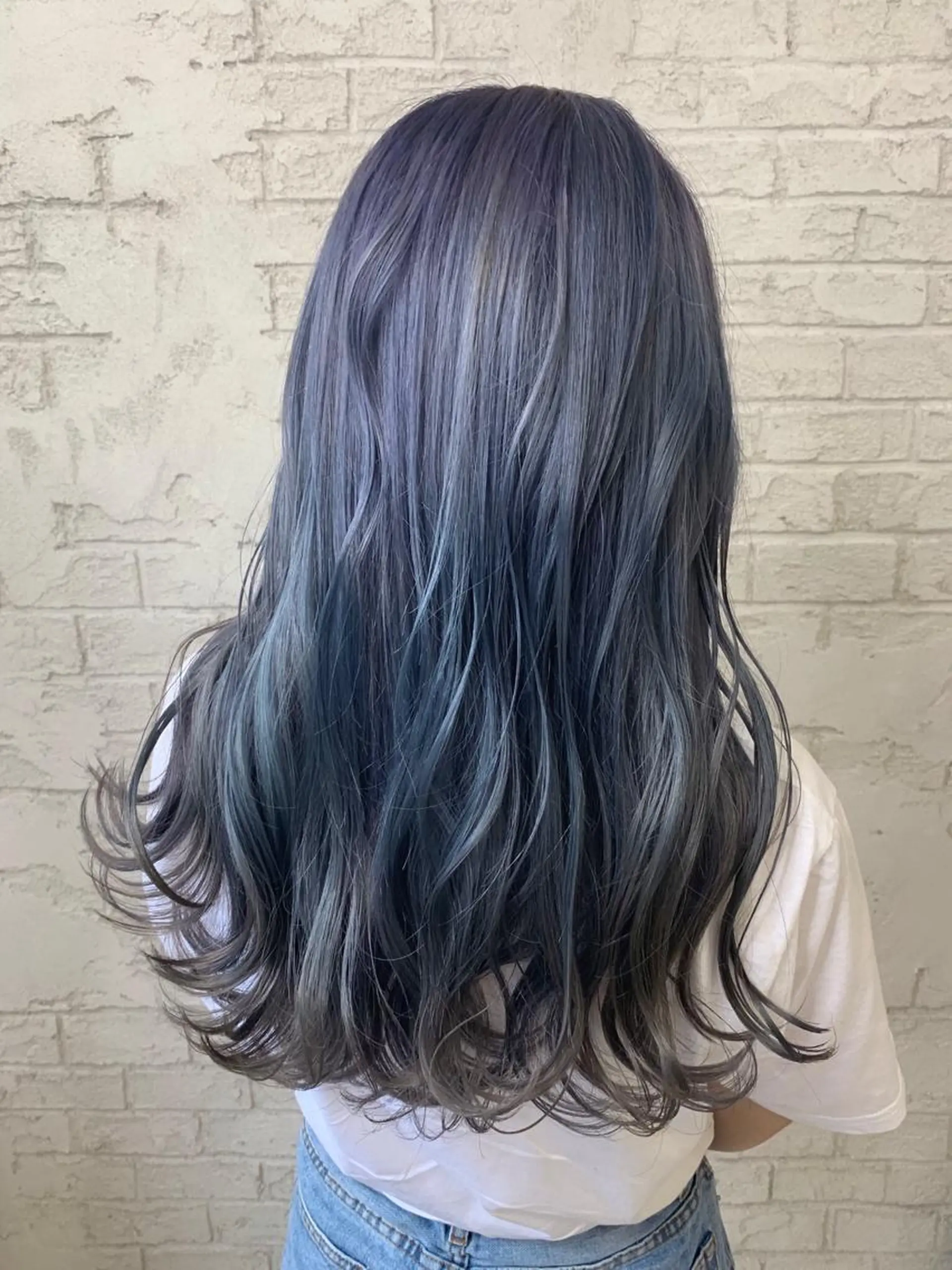 ロング カラー brits所属・brits  🌿 aiのヘアスタイル