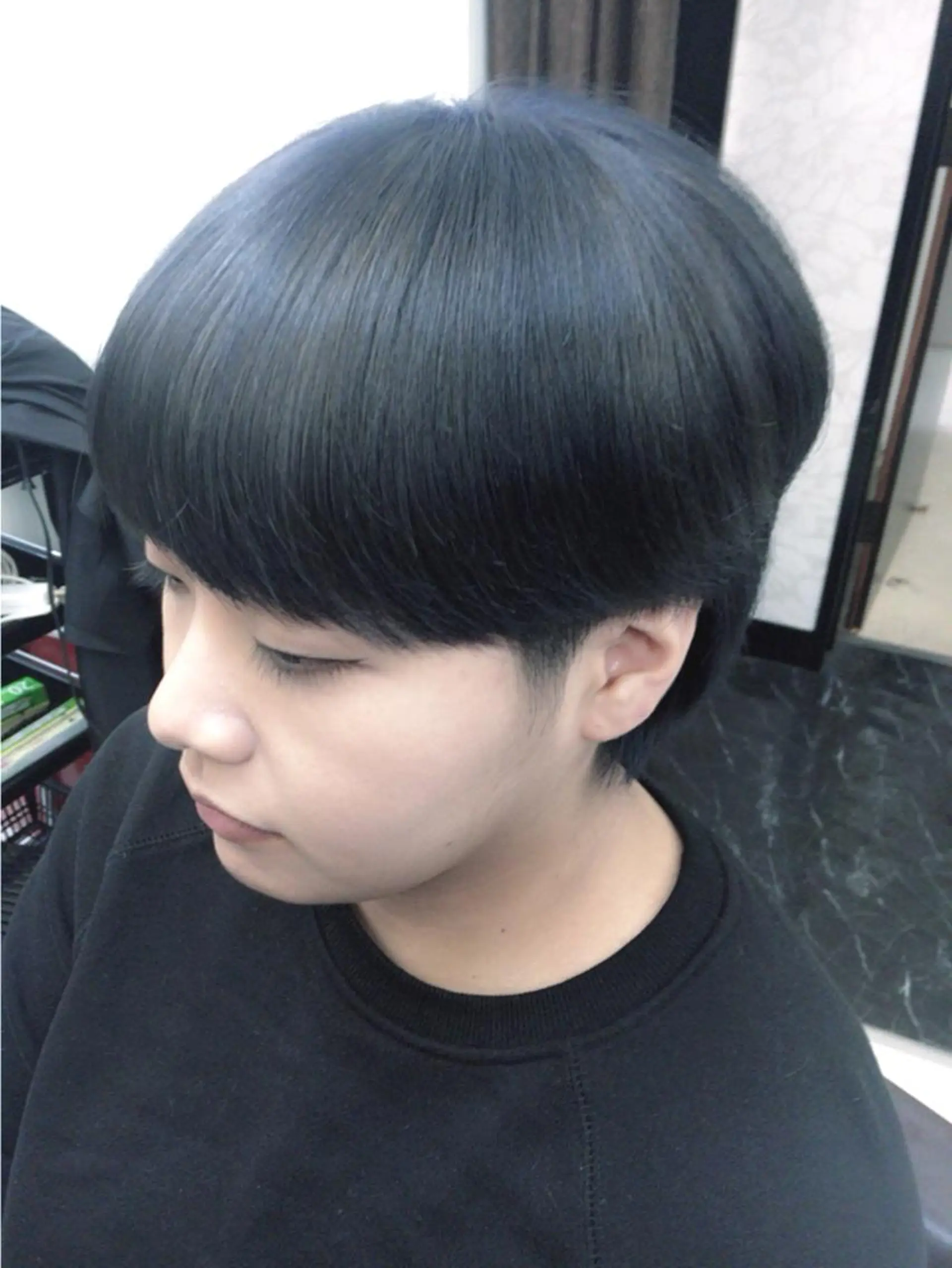 ショート ミディアム セミロング ロング カラー ダークグレー マッシュヘア UNDER vr 【アンダーバー】のヘアスタイル